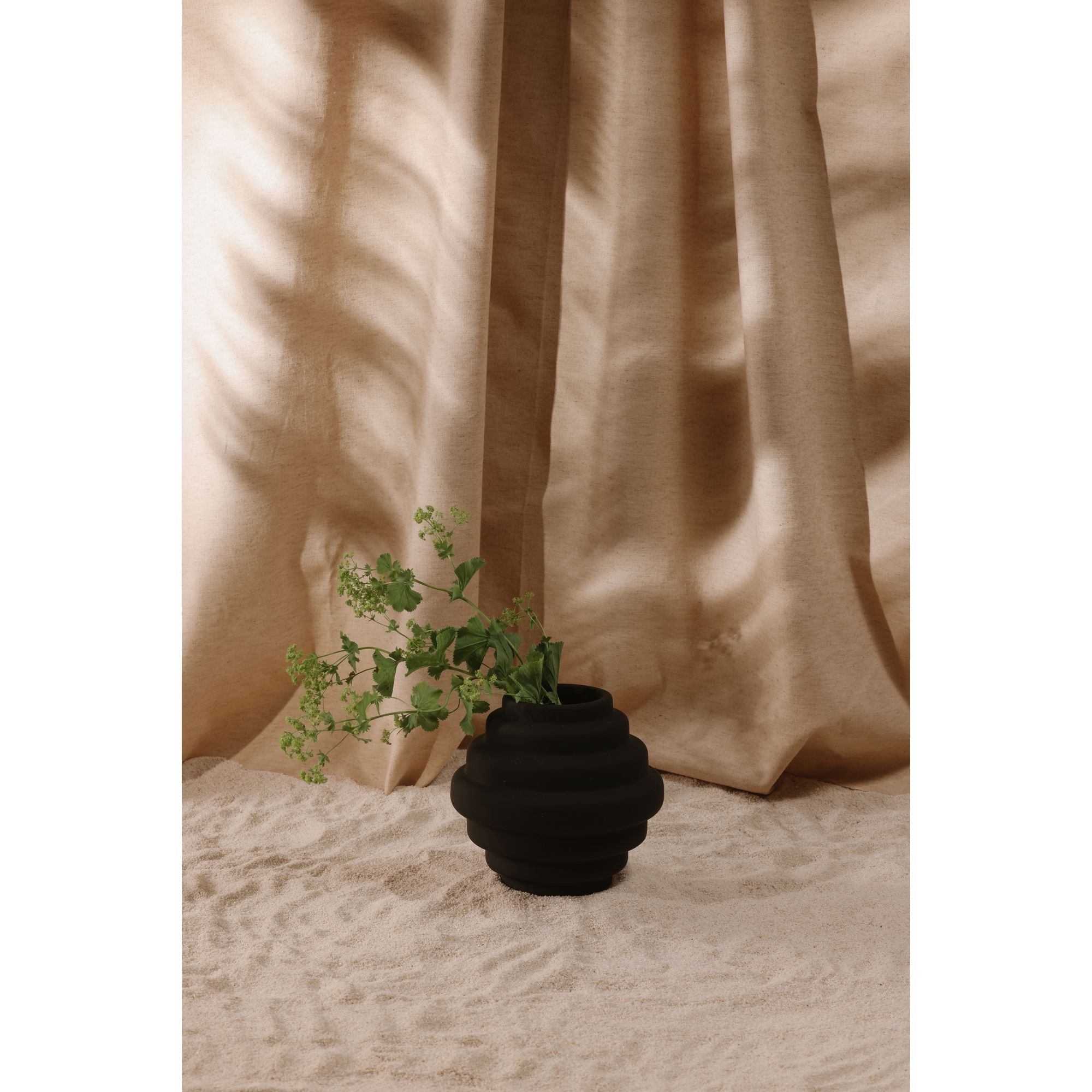 Mish Vase Black - Image 5