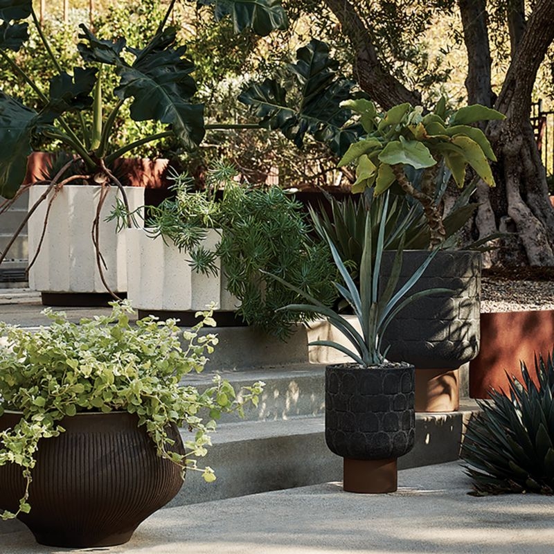 Scallop White Clay Indoor/Outdoor Planter Medium - Image 1