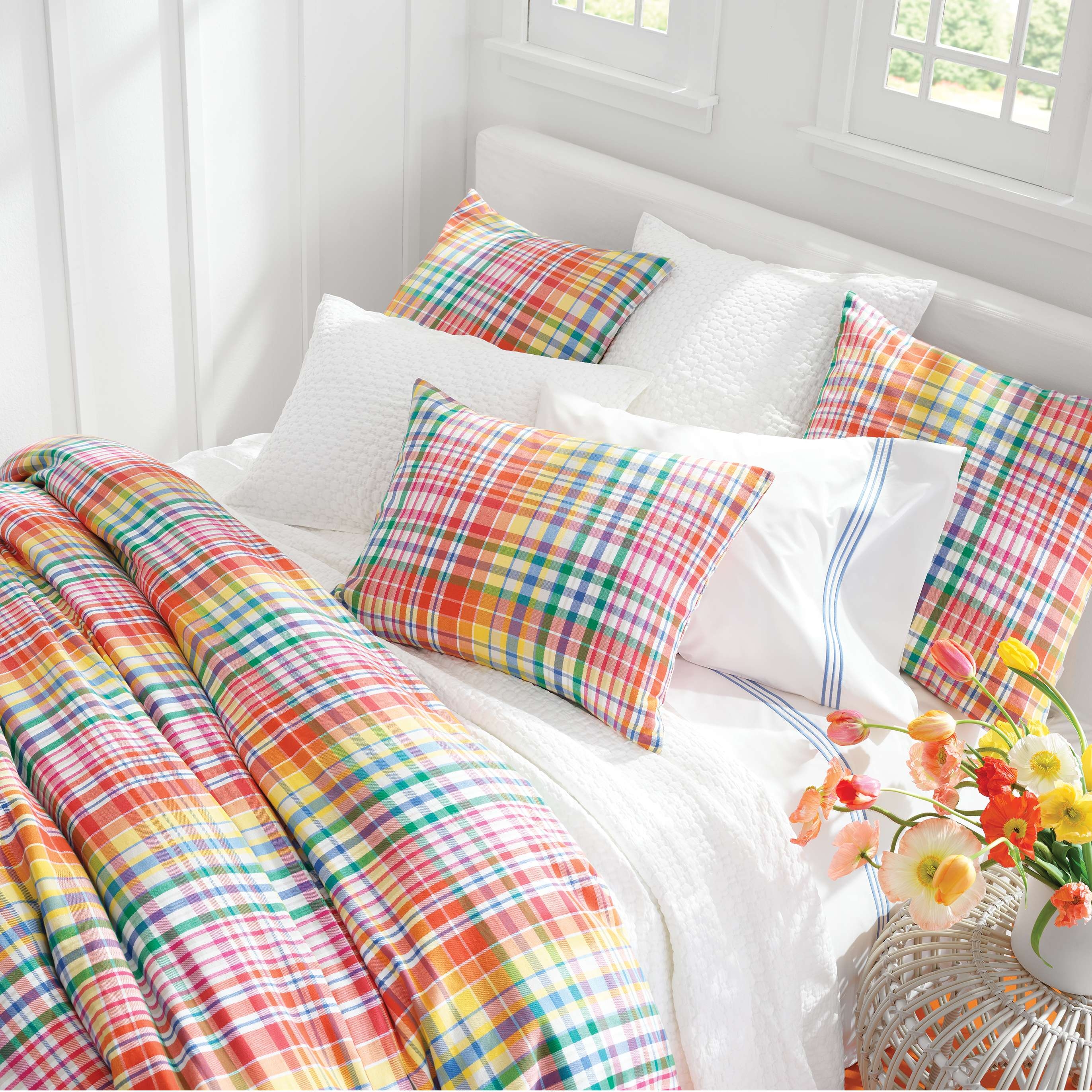 Lodi White Matelasse Coverlet - Image 2