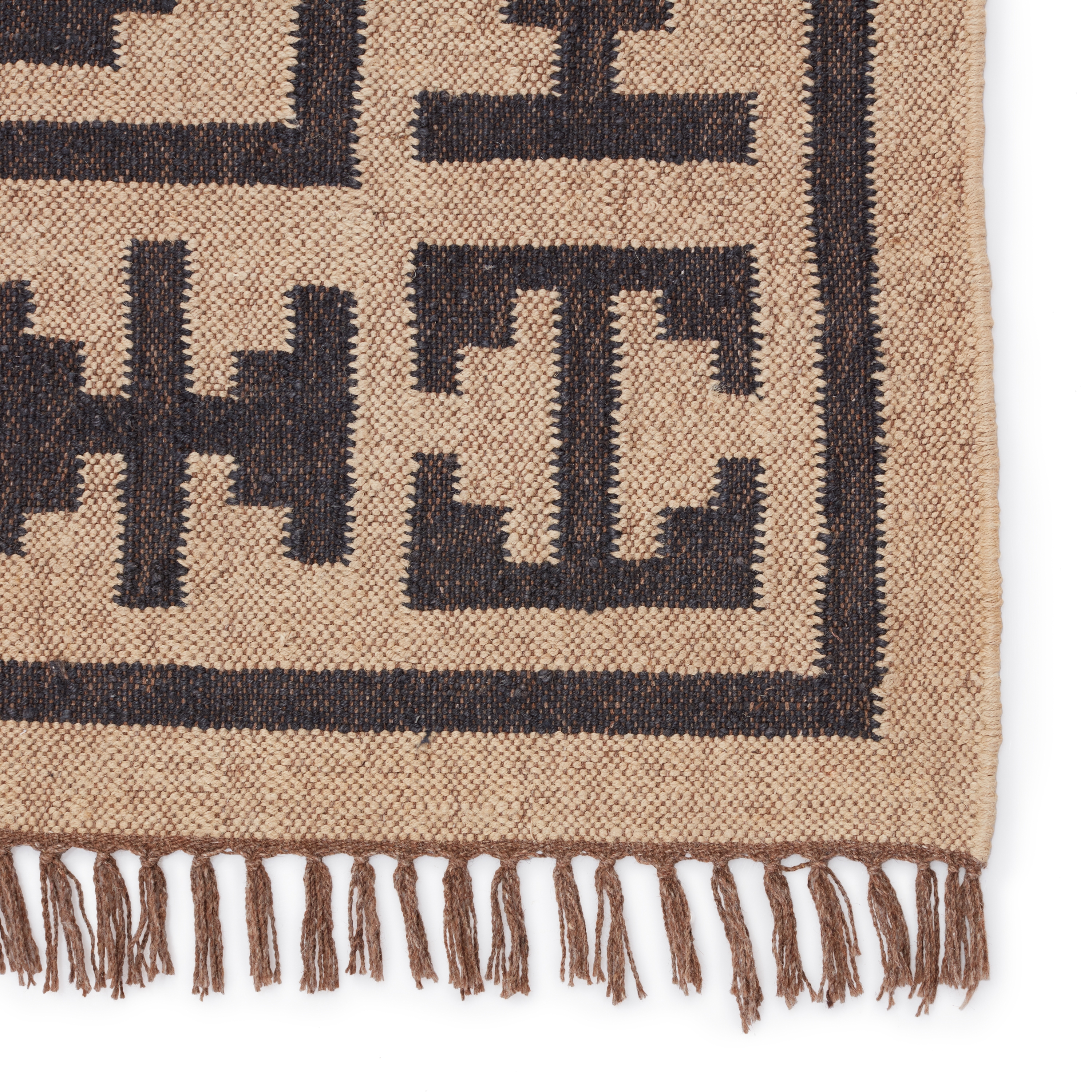 Jaima Handmade Tribal Beige/ Black Area Rug (5'X8') - Image 3