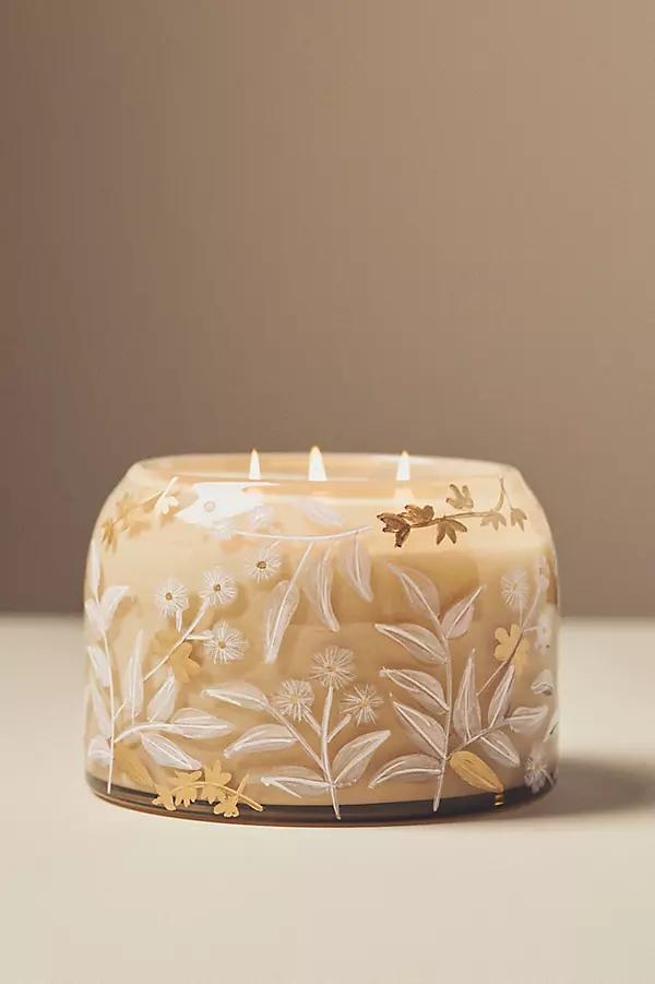 Lily Fresh White Cashmere & Musk Glass Candle - Image 0