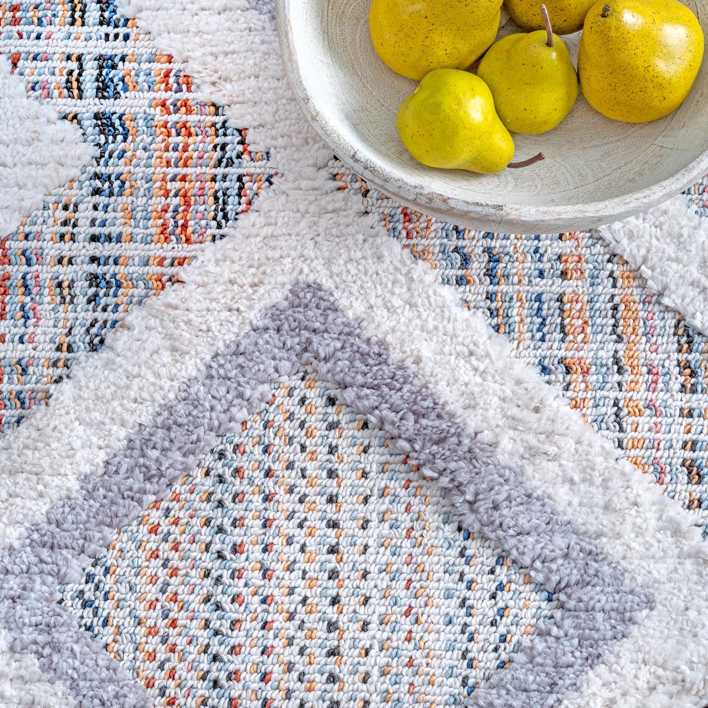 Journey Shaggy Checkered Tiles Tassel Area Rug - Image 5