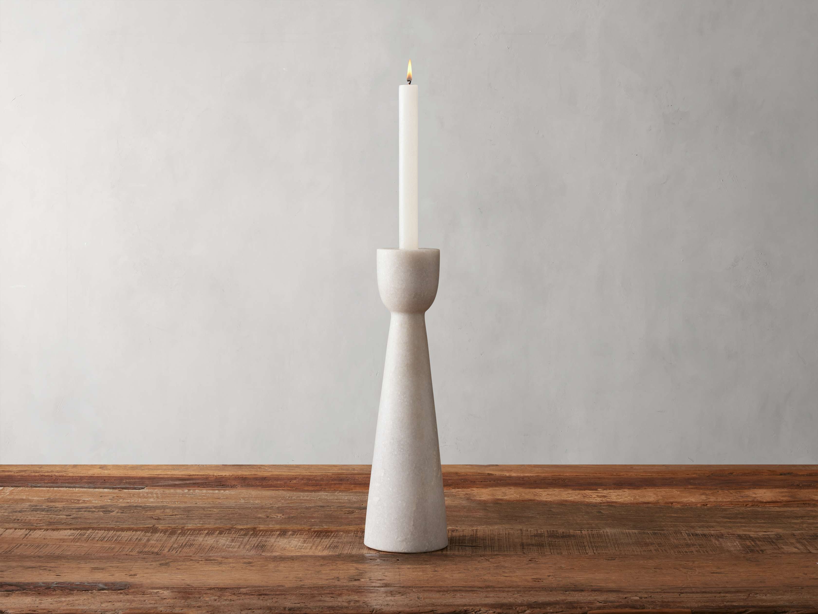 Omo Taper Holder Marble in White - Image 0