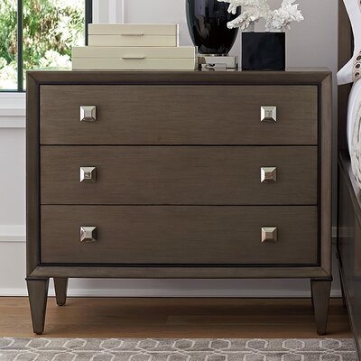 Ariana Paloma 3 Drawer Bachelor's Chest - Image 0