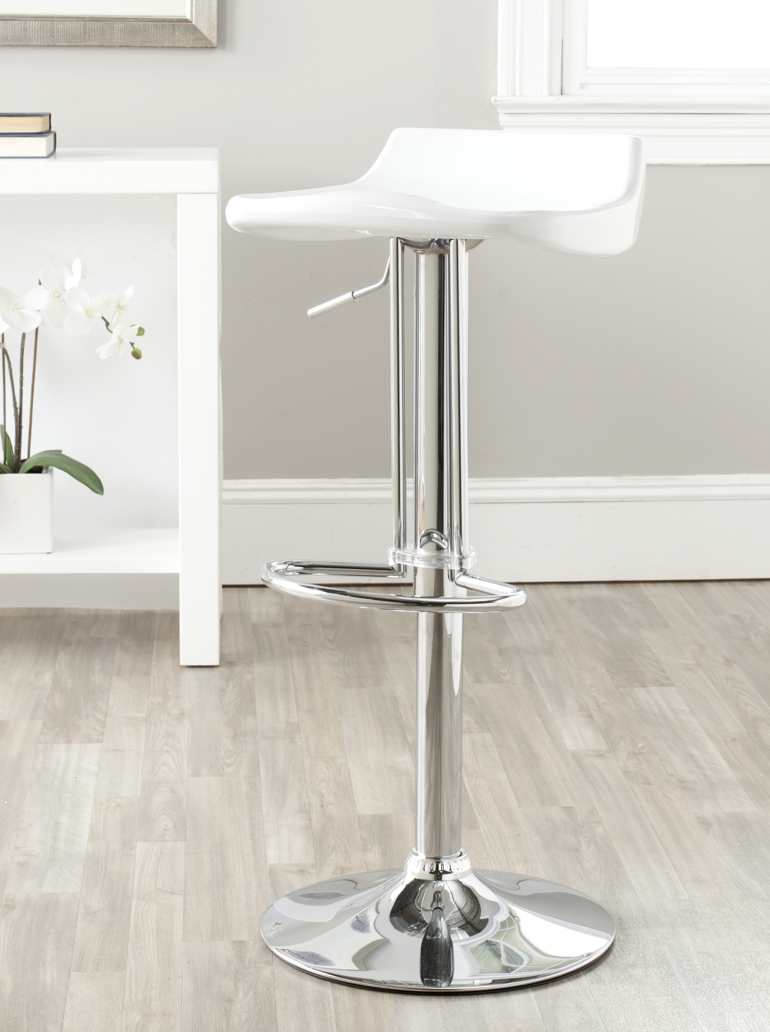 Avish Swivel Bar Stool - White - Safavieh - Image 1