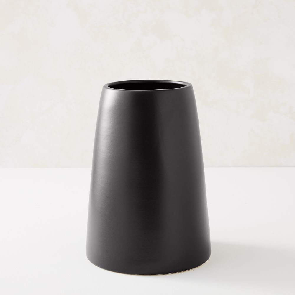 Pure Black Ceramic Vase, Squat - Image 0