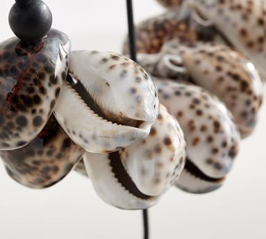 Shell Necklace Decorative Object, White/Black, One Size - Image 2