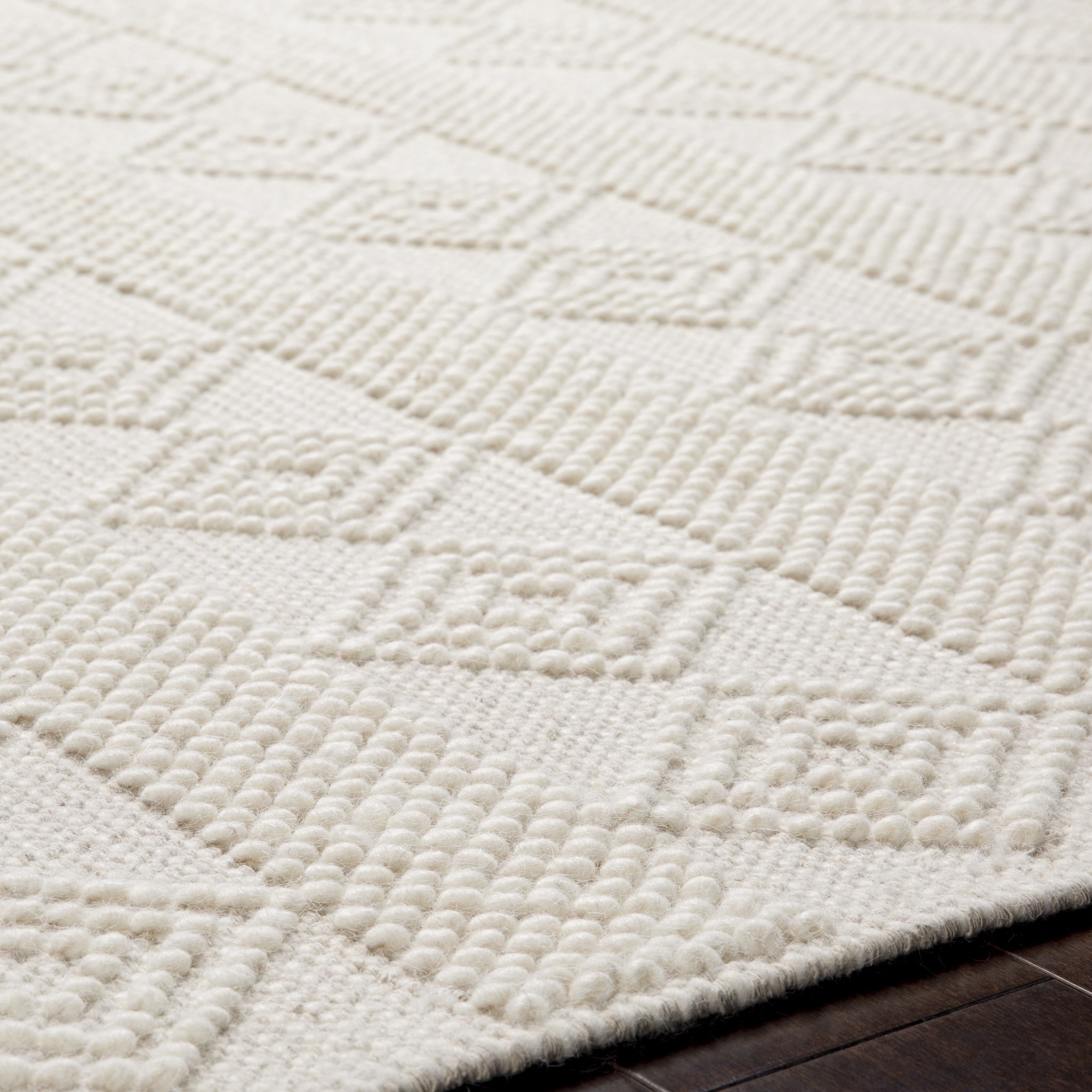 Livabliss Hygge Beige Indoor 5' x 7'6" Handmade Rug - Image 3