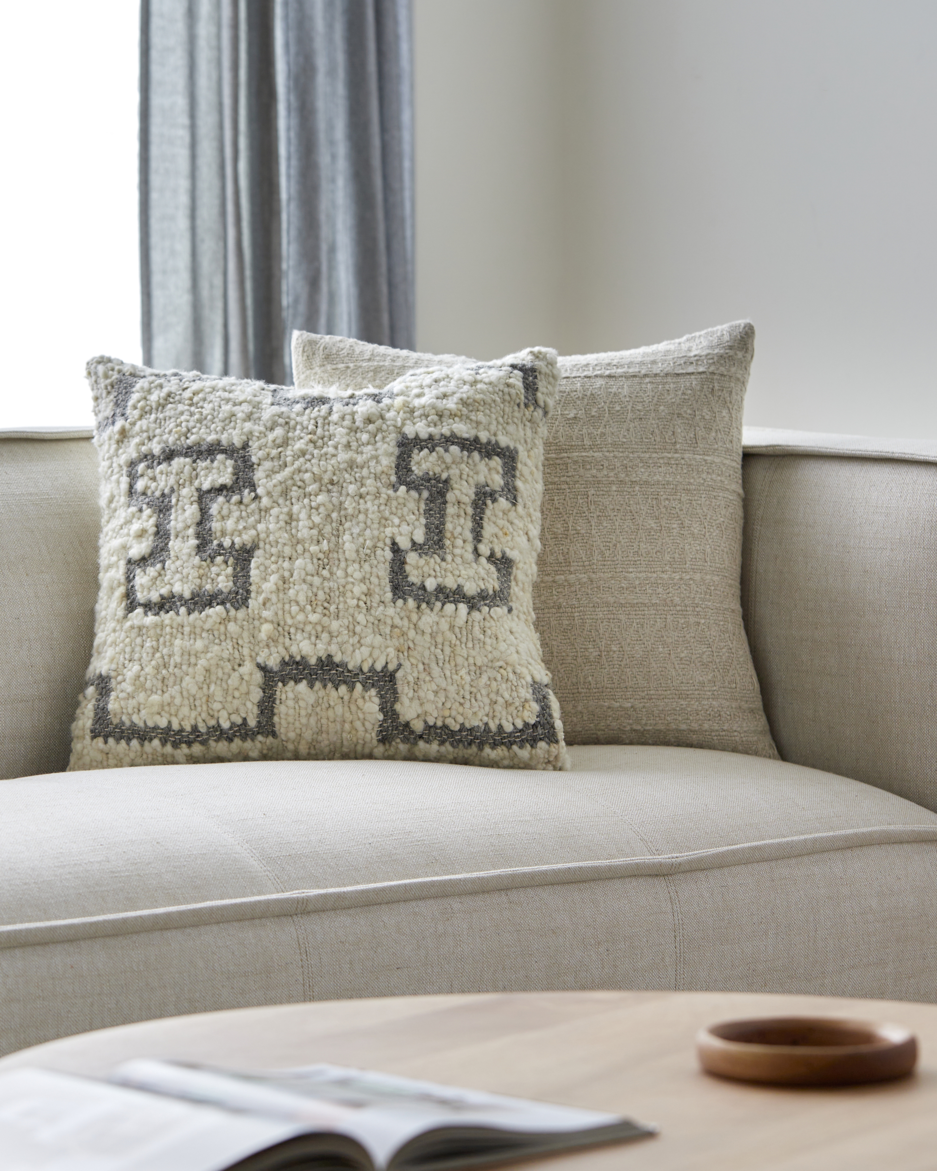 Figuration FIG-001 18"L x 18"W Pillow Cover - Image 1