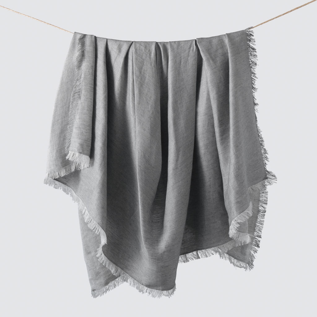 The Citizenry Arya Linen Throw | Olive - Image 7