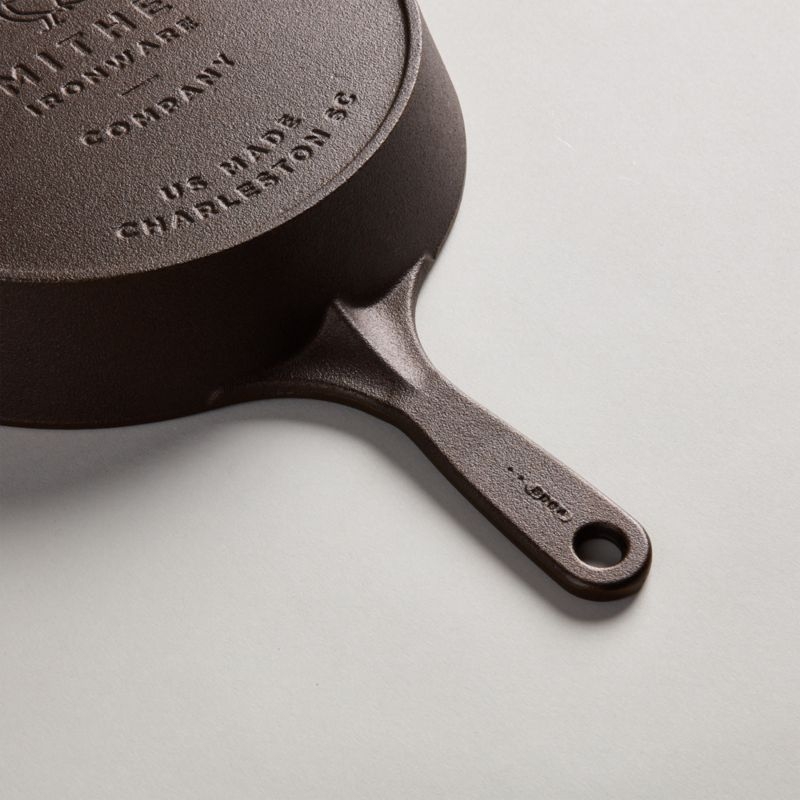Smithey 10" Cast Iron Skillet - Image 4