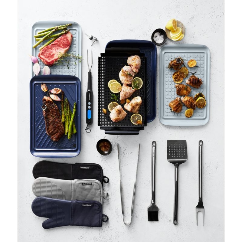Silicone Grey Oven Mitt - Image 1