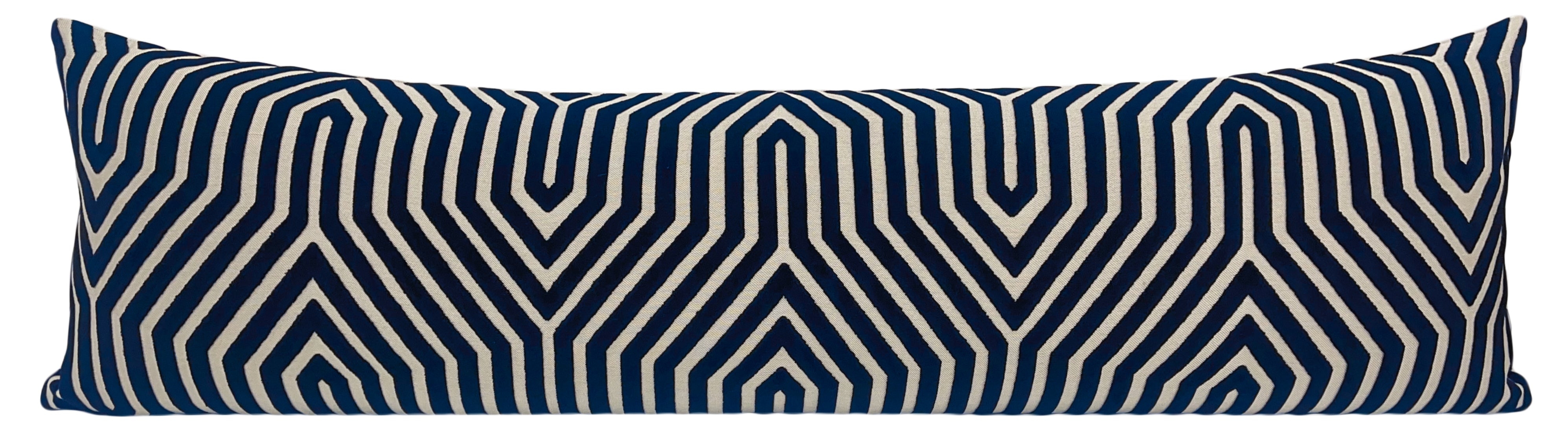 THE XL LUMBAR :: VANDERBILT VELVET // BLEU | SCHUMACHER - Sample 4" X 4" - Image 1