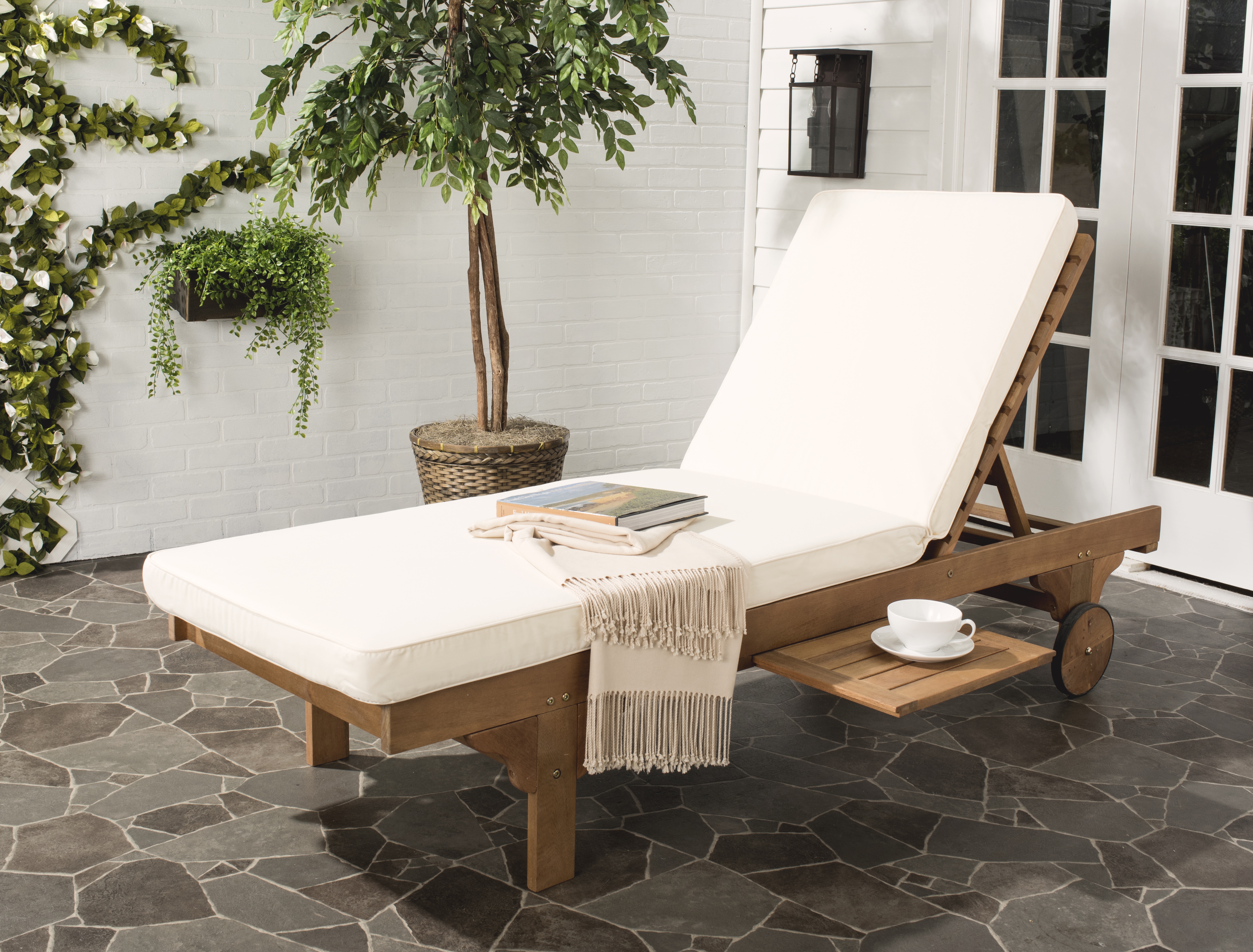 Newport Chaise Lounge Chair With Side Table - Natural/Beige - Safavieh - Image 4
