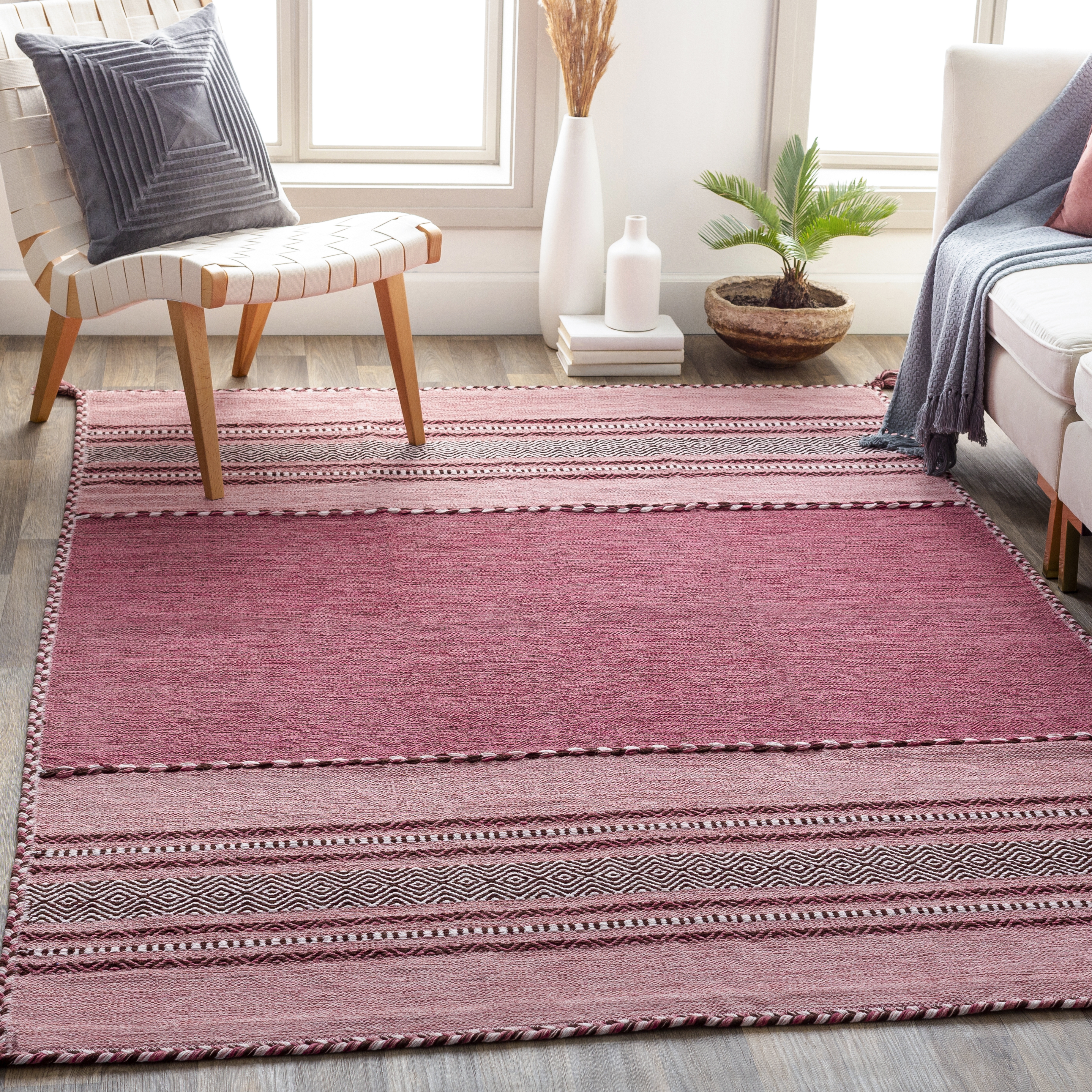 Trenza Pink Indoor 8' x 10' Handmade Rug - Image 1