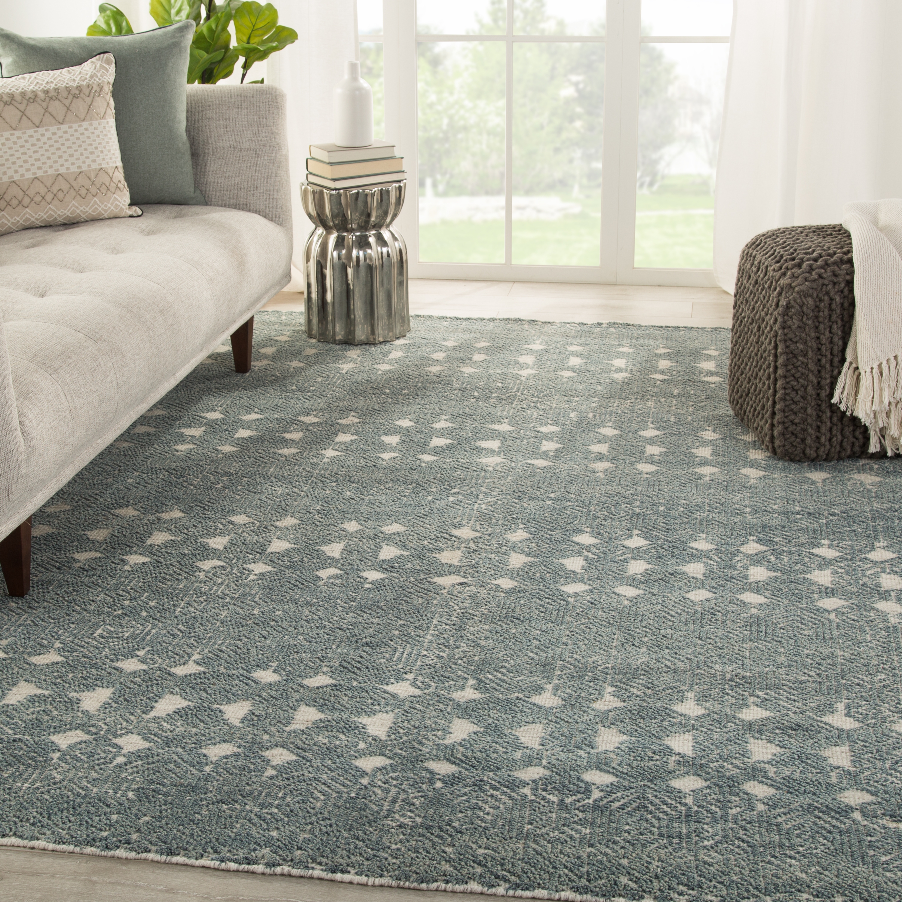 Abelle Hand-Knotted Medallion Teal/ Light Gray Area Rug (8'X11') - Image 4