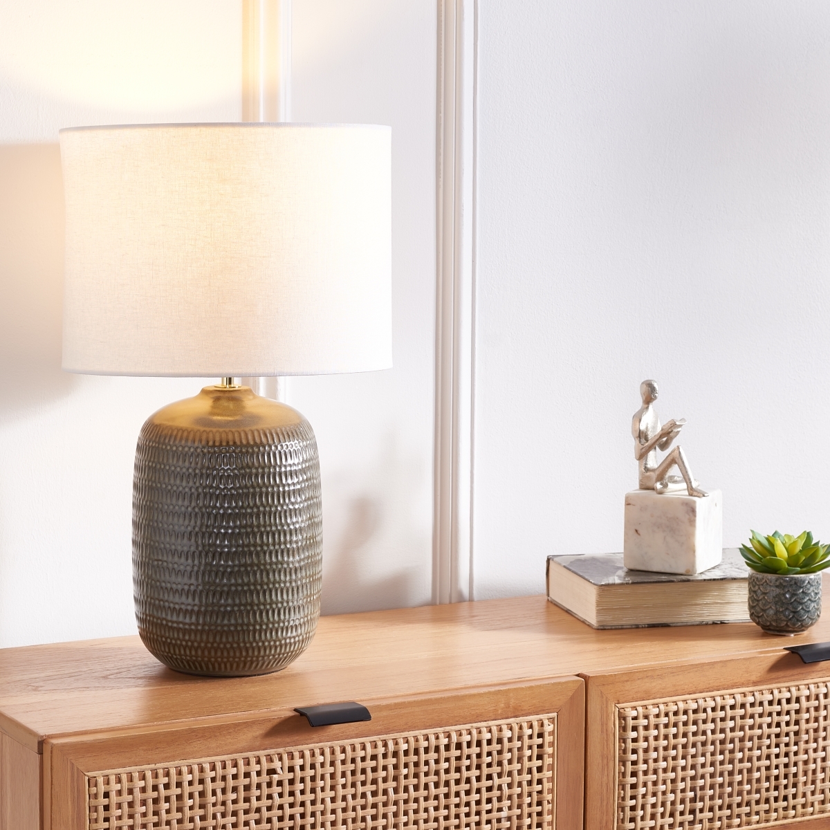 Oryn 20" Table Lamp - Taupe - Safavieh - Image 4