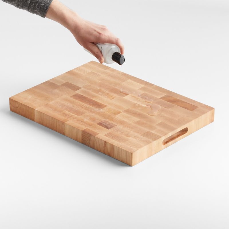 Cutting Board Mineral Oil - Image 1