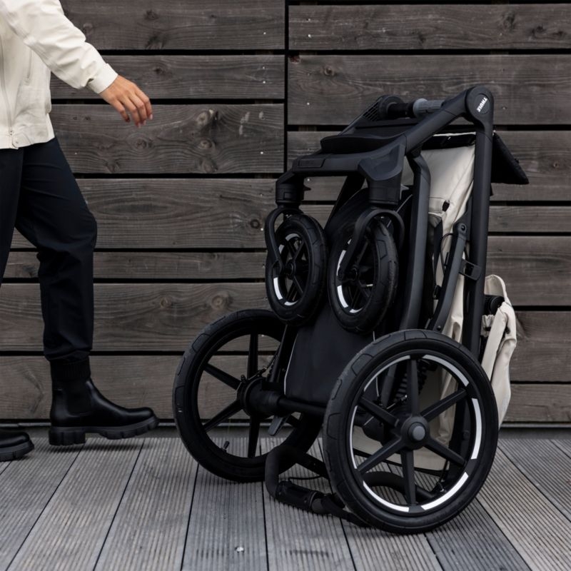 Thule Urban Glide Soft Beige 4-Wheel All Terrain Newborn Stroller - Image 5