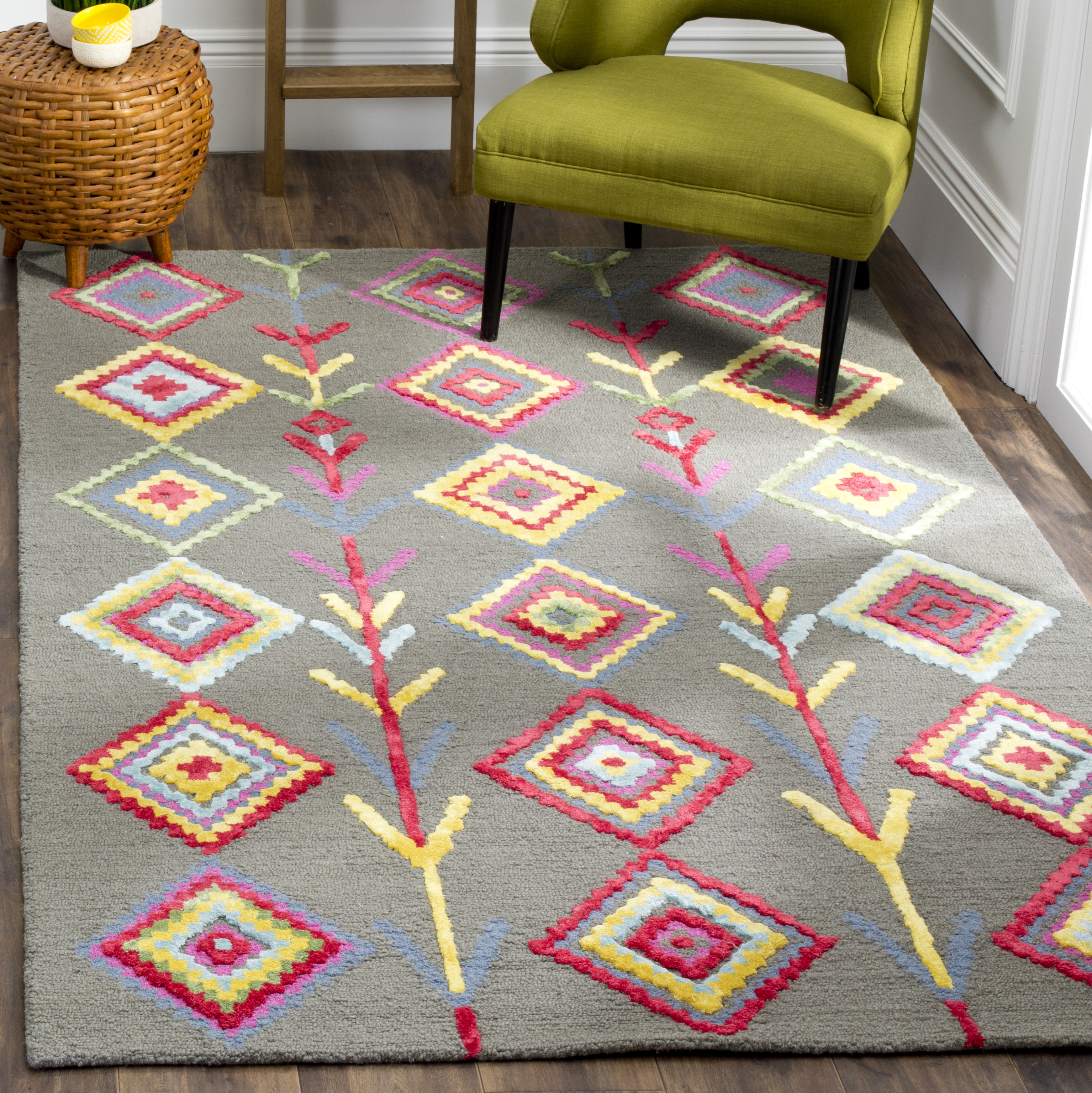 Arlo Home Hand Tufted Area Rug, BLG551A, Dark Grey/Multi,  4' X 6' - Image 1