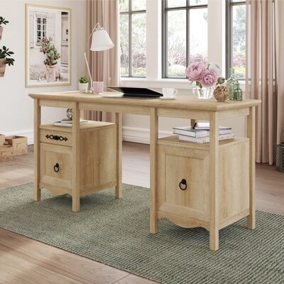 Faylin Cafe Executive Desk - Image 0
