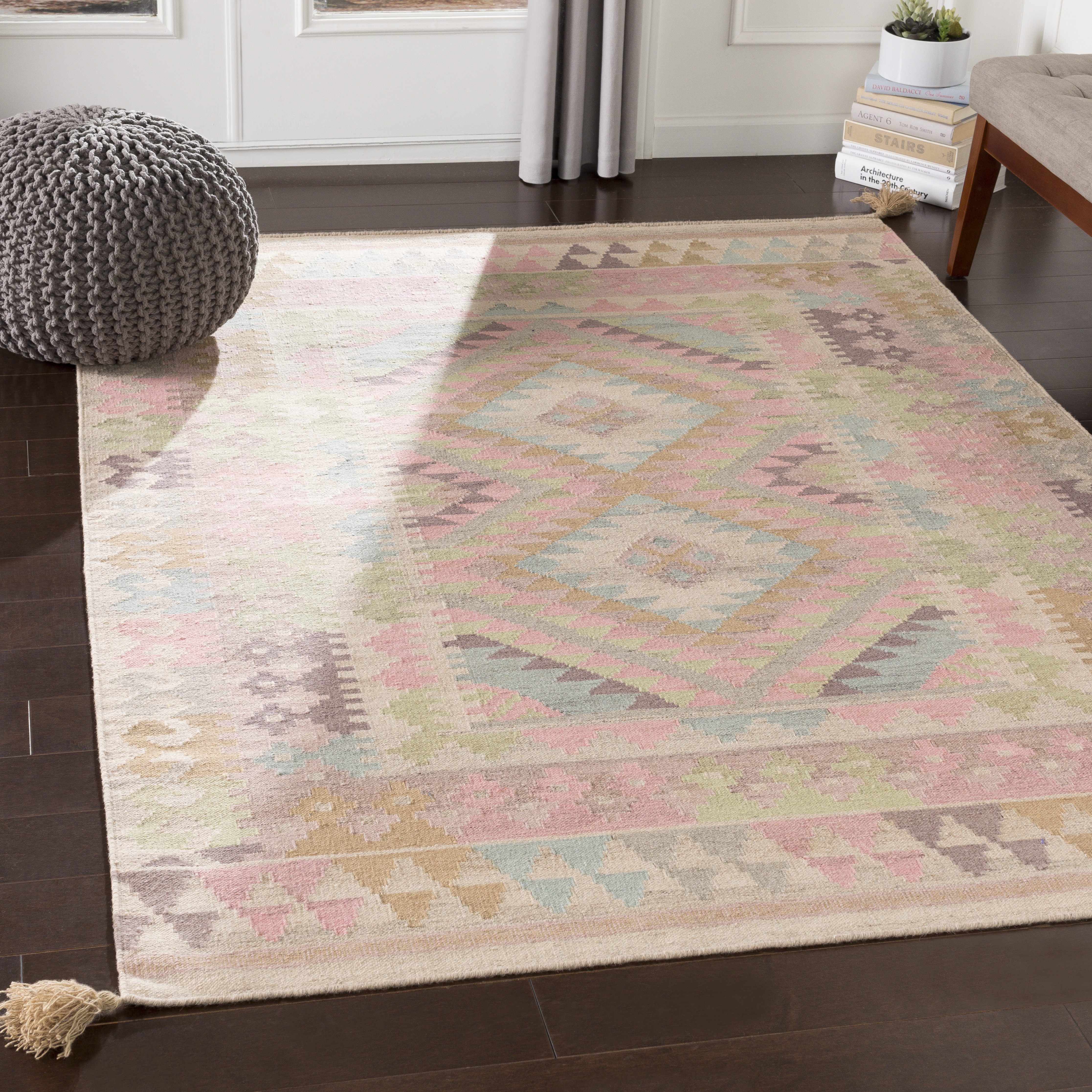 Adia Pink Indoor 2' x 3' Handmade Rug - Image 1