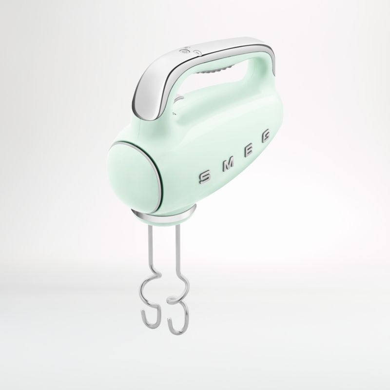 SMEG Pastel Green 9-Speed Hand Mixer - Image 4