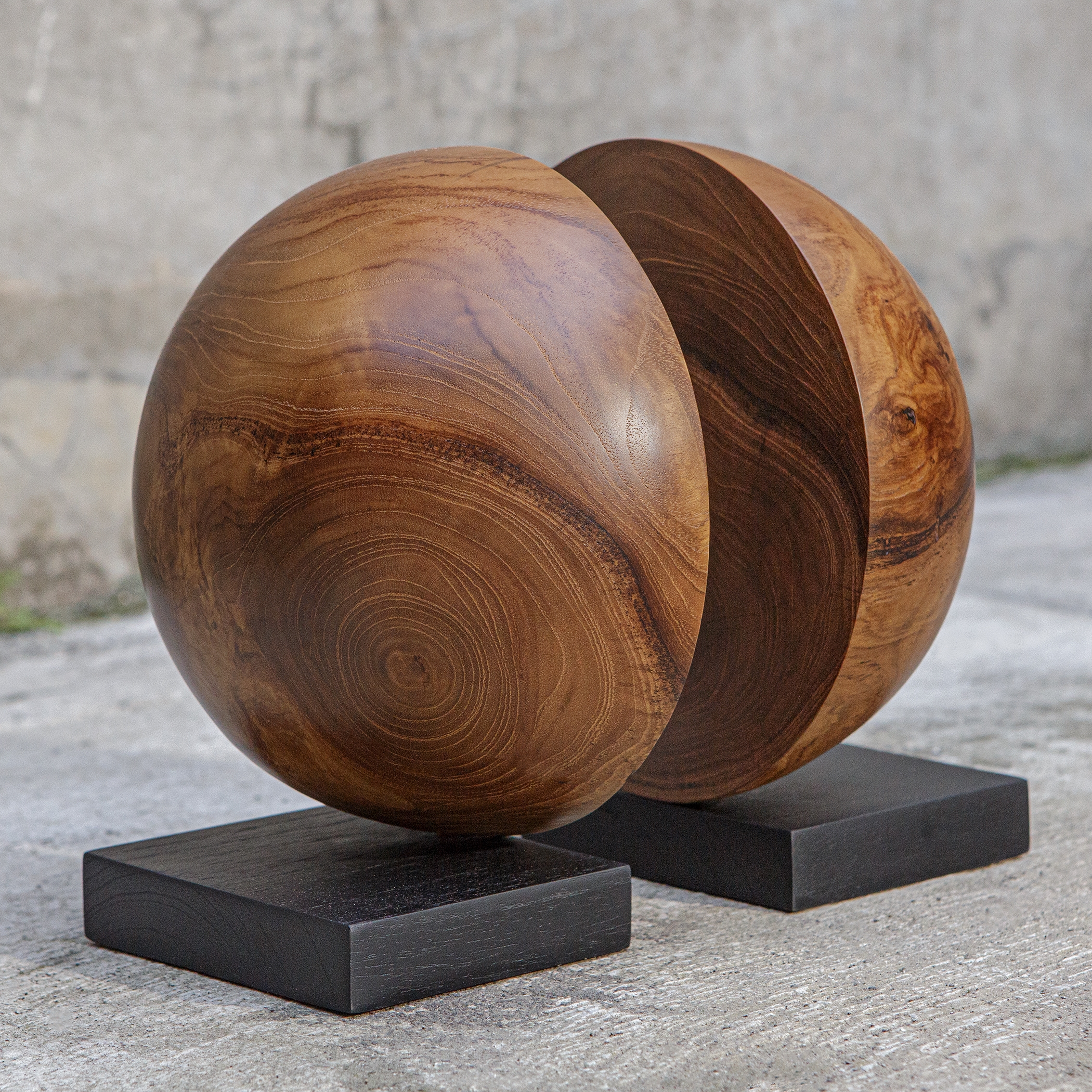 Teak And Noir Bookends Set/2 - Image 1