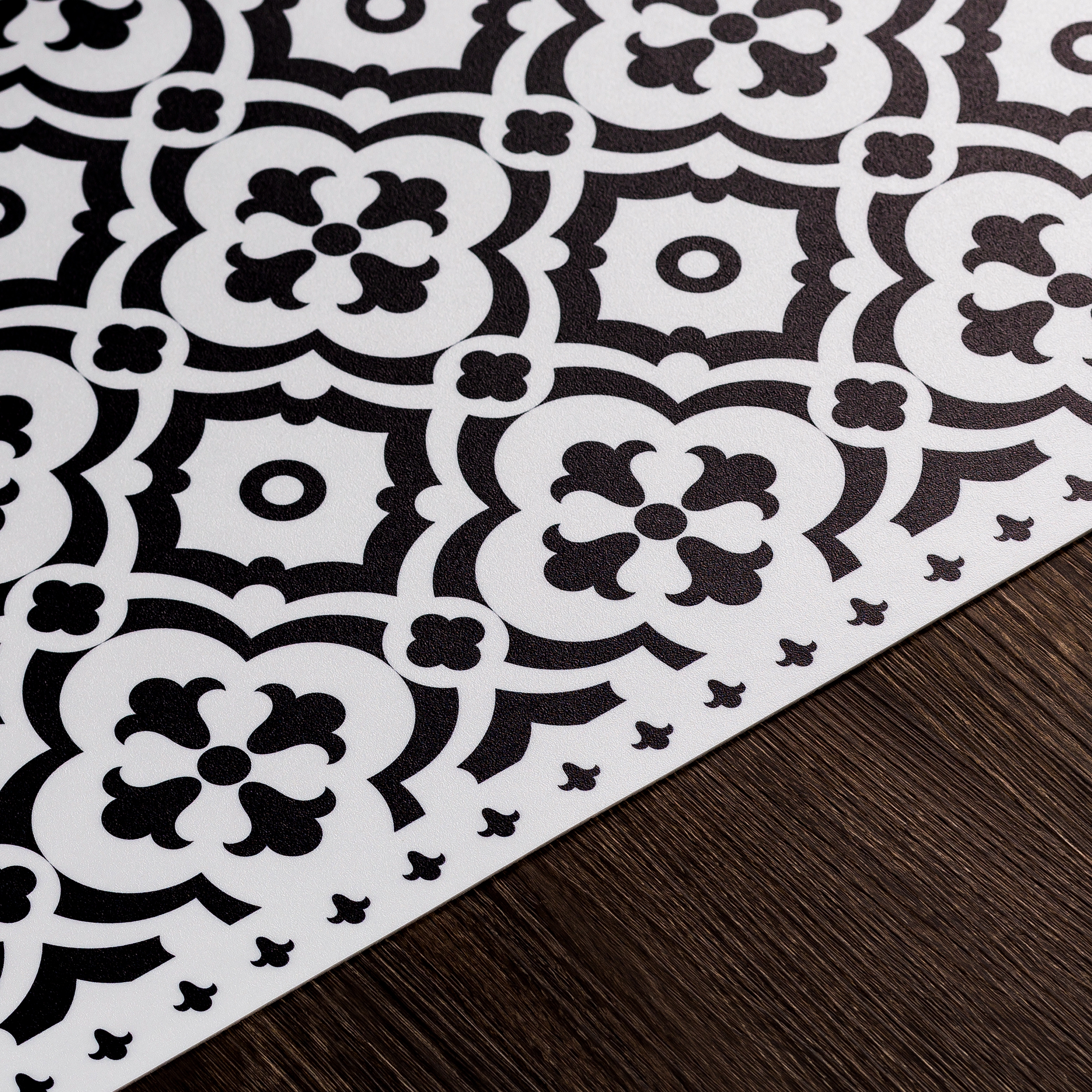 Vinilo White Indoor 2' x 3'11" Machine Woven Rug - Image 2