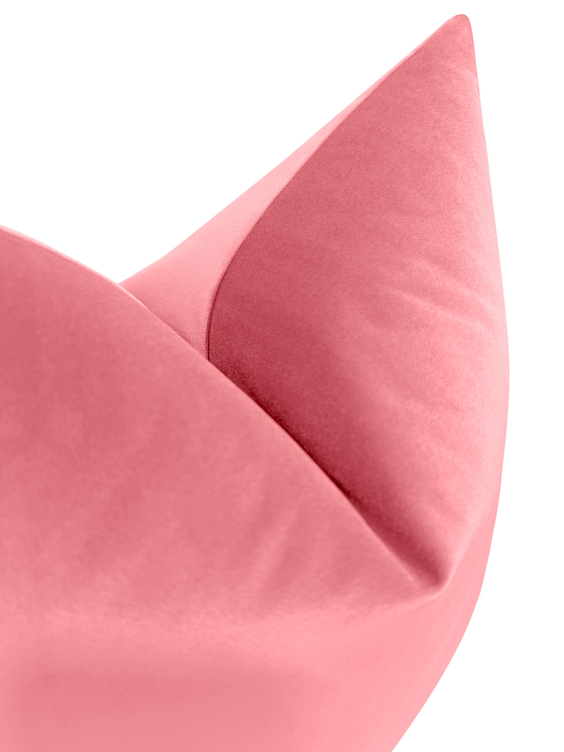 MELROSE VELVET // ROSÉ PINK - 20” X 26” STANDARD SHAM - Image 2