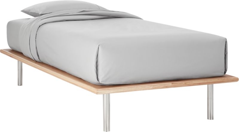 Simms Queen Natural Wood Platform Bed - Image 4
