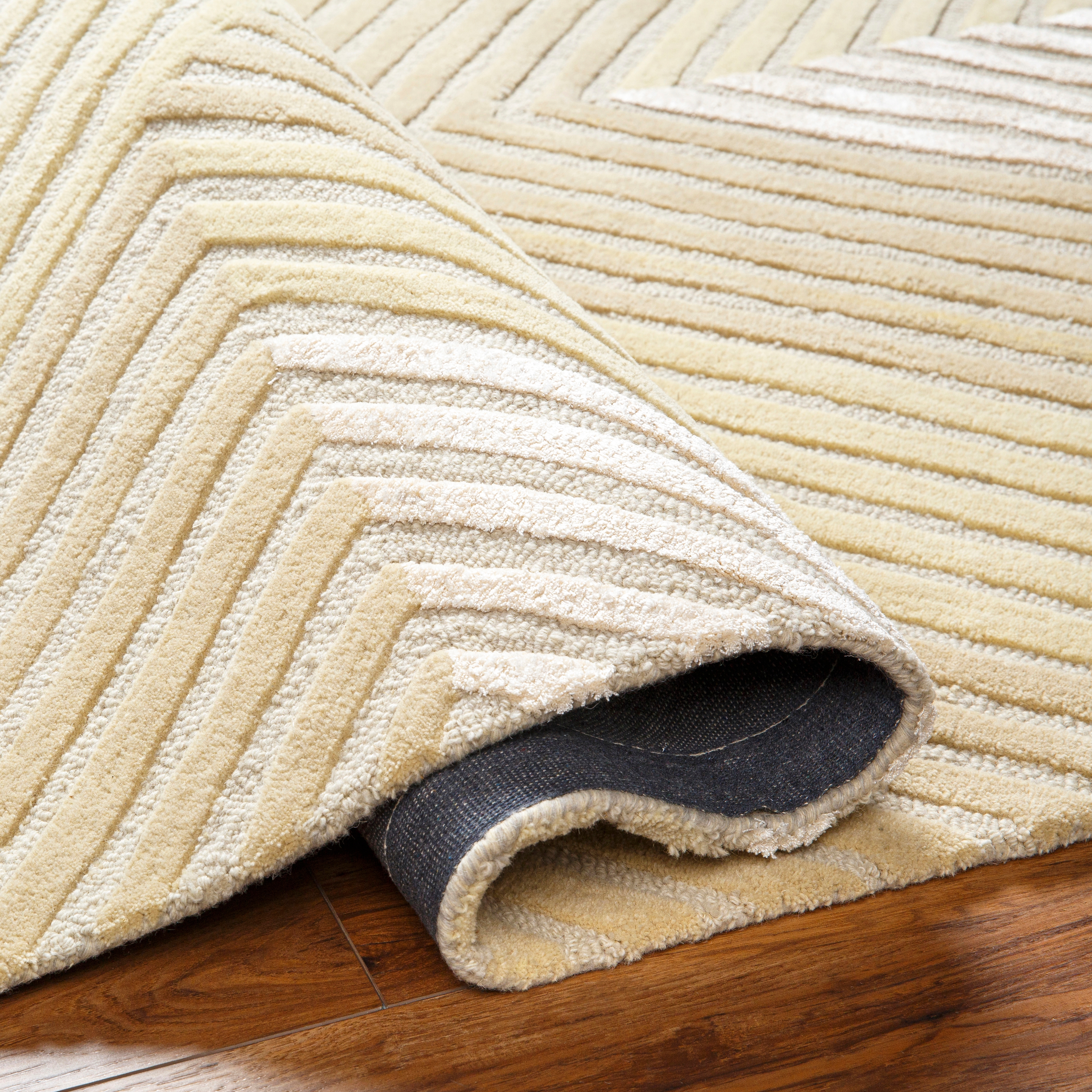 Tallinn Beige Indoor 2' x 3' Handmade Rug - Image 3