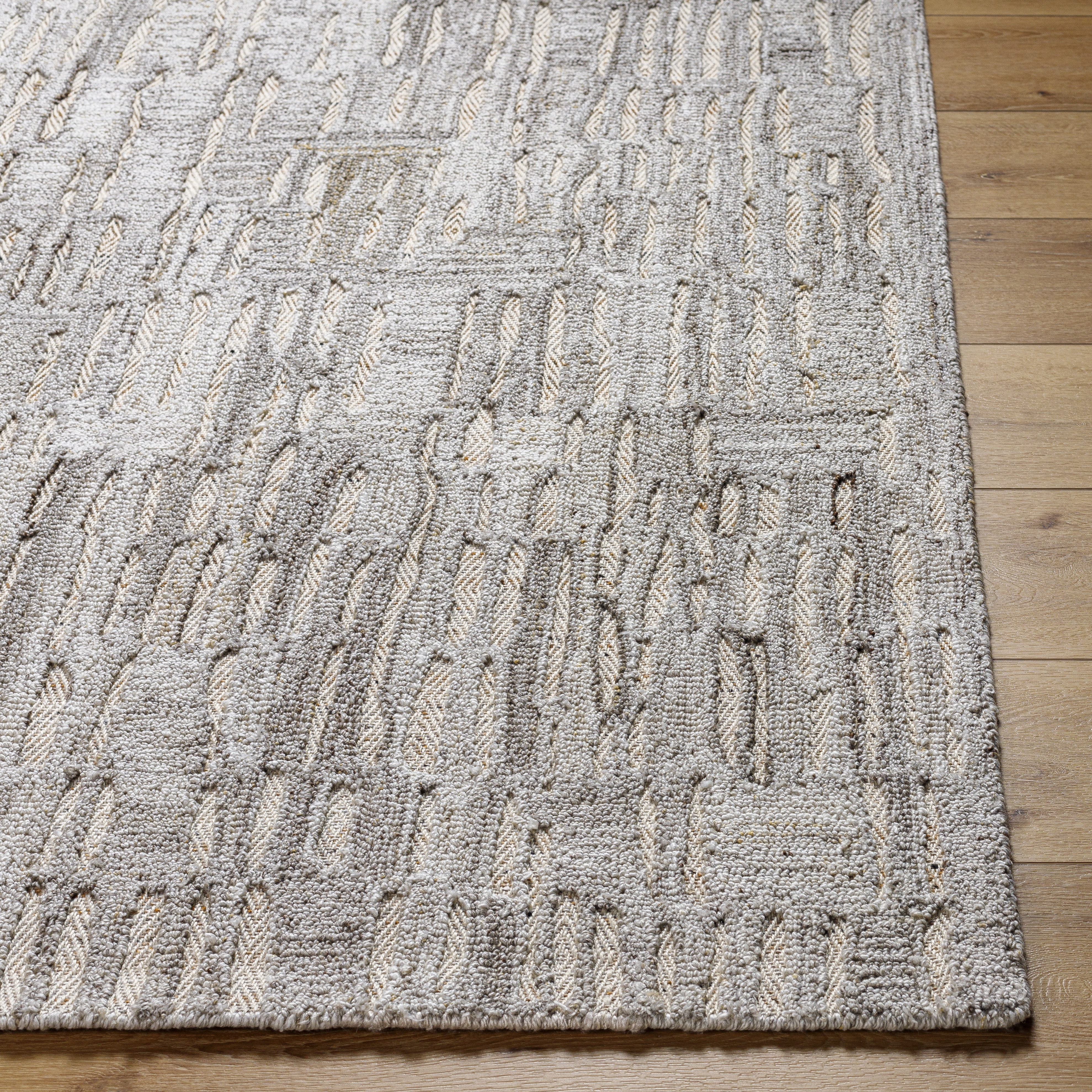 Calgary Beige Indoor 2'6" x 8' Handmade Rug - Image 2