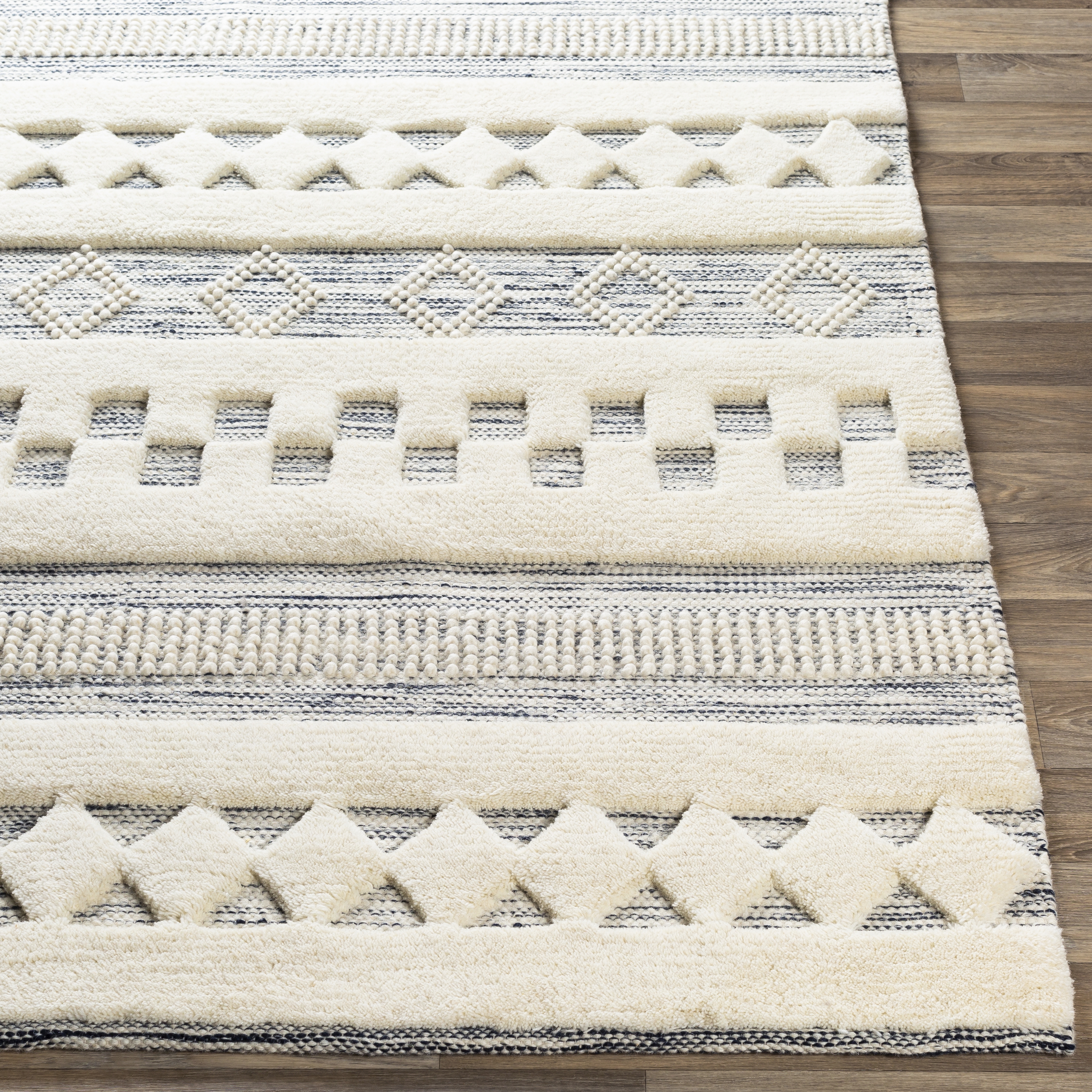 Nairobi Beige Indoor 5' x 7'6" Handmade Rug - Image 2