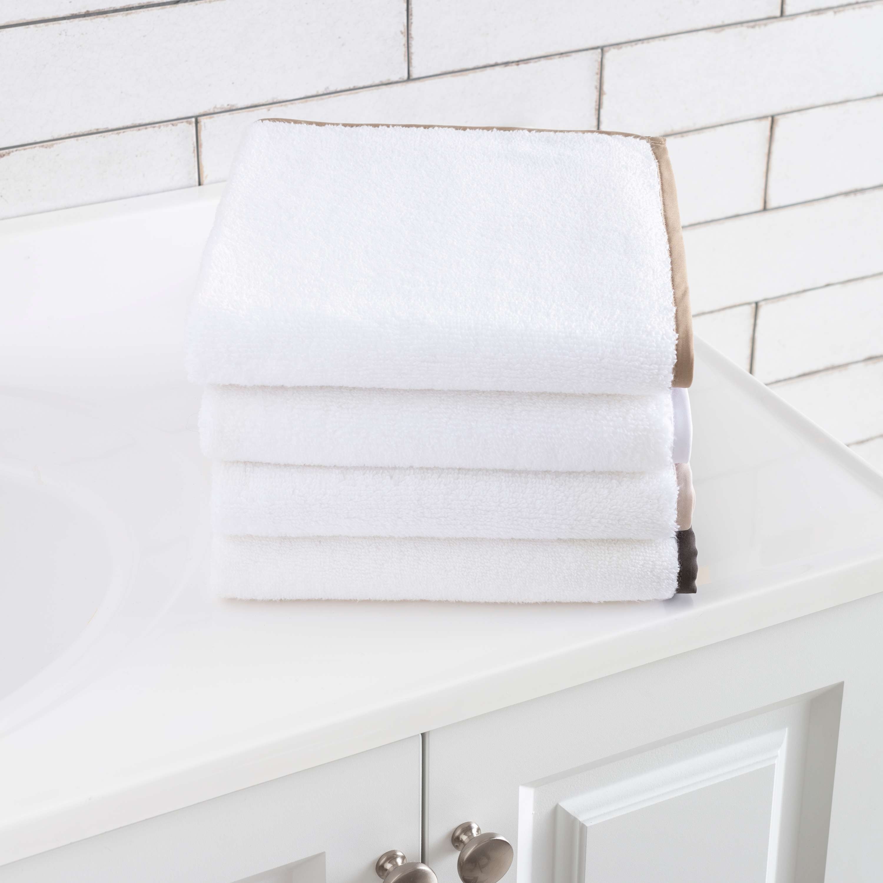 Signature Banded White/White Towel - Image 3