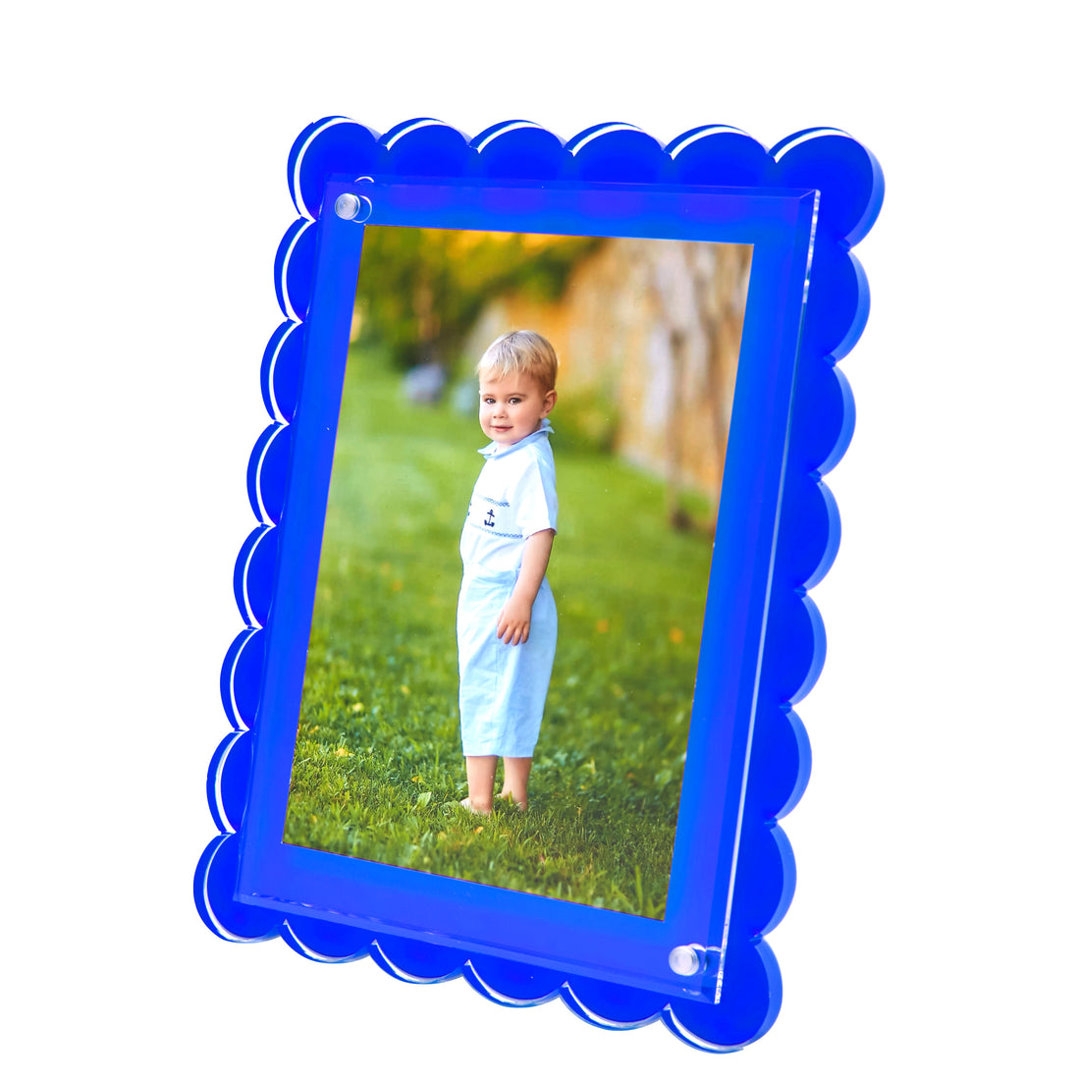 Tara Wilson Designs Scallop Picture Frame - Image 0