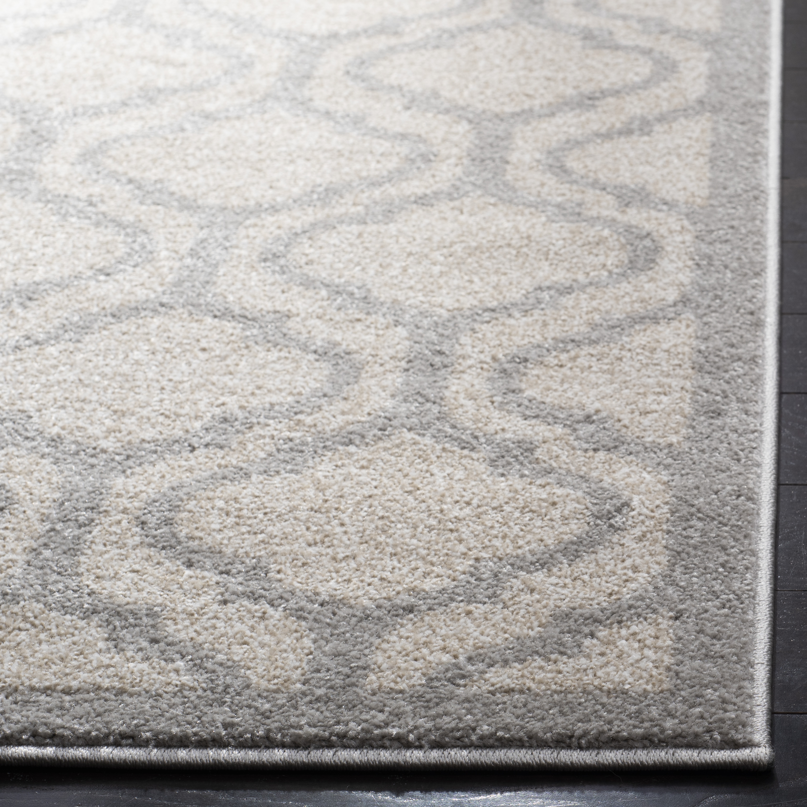 Arlo Home Indoor/Outdoor Woven Area Rug, AMT402K, Ivory/Light Grey,  4' X 6' - Image 2