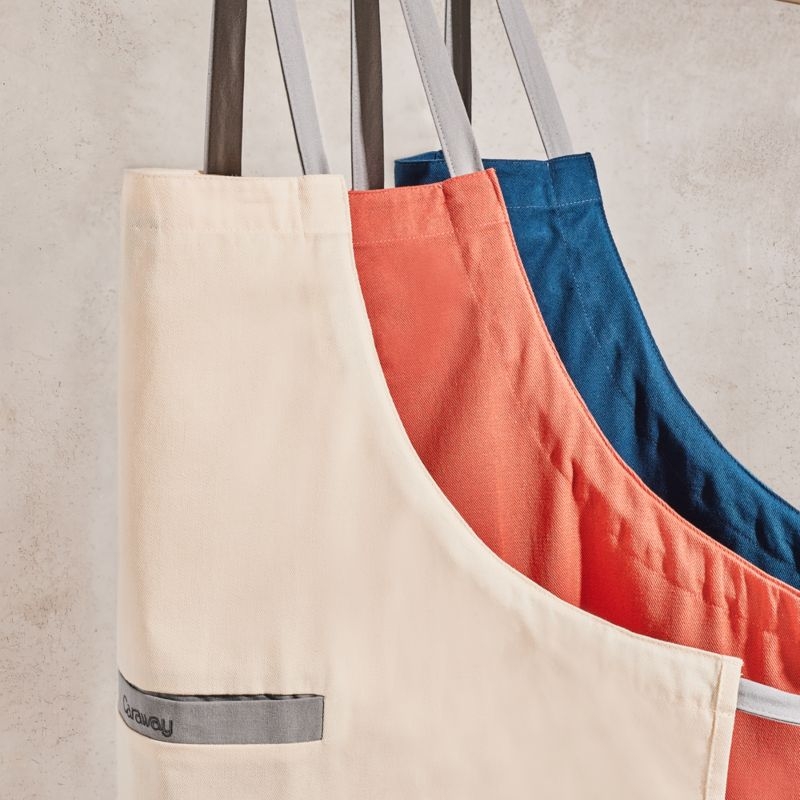 Caraway ® Organic Cotton Navy Apron - Image 2