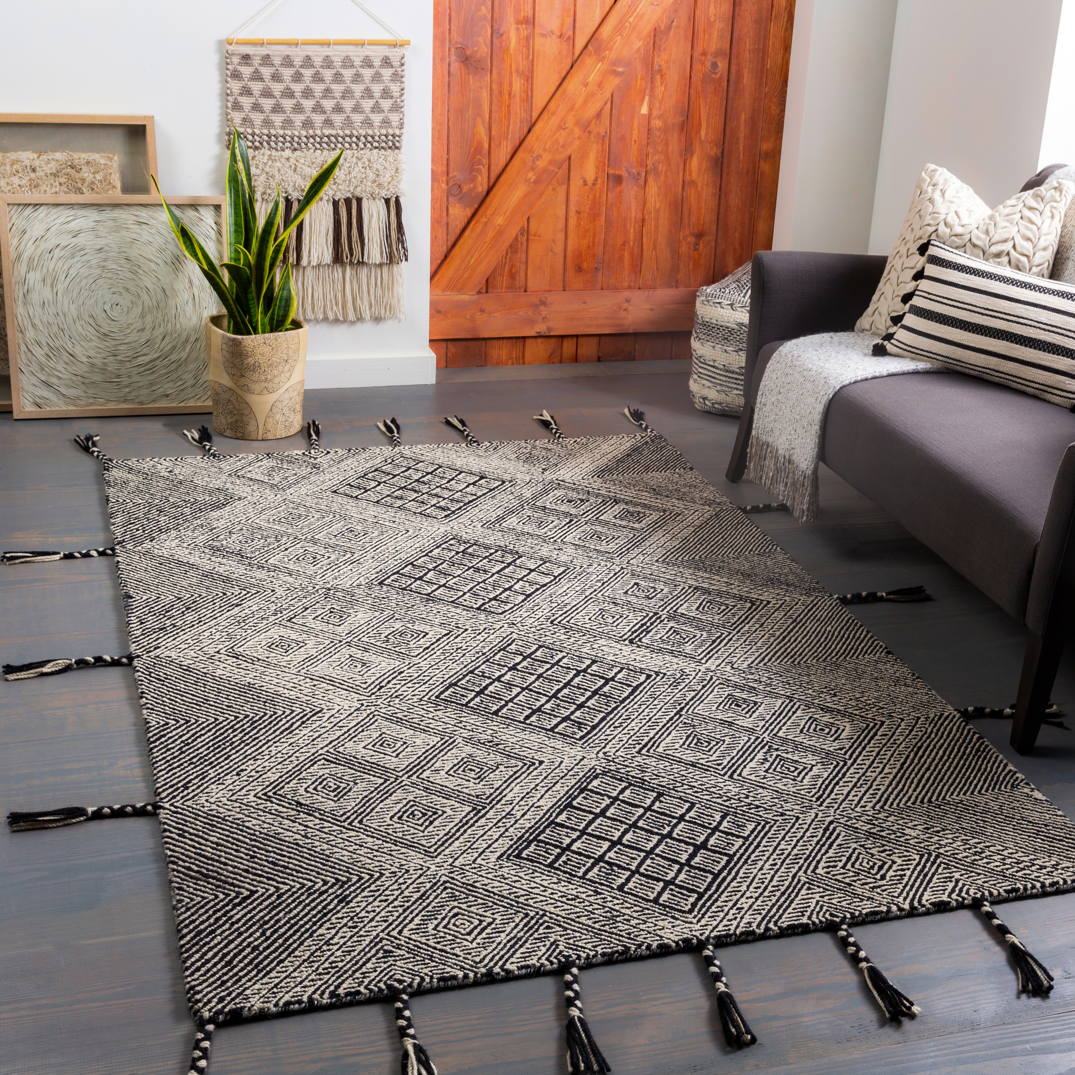 Zanafi Tassels Black Indoor 8'10" x 12' Handmade Rug - Image 1
