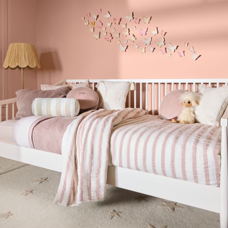 Hampshire White Wood Spindle Kids Daybed - Image 2