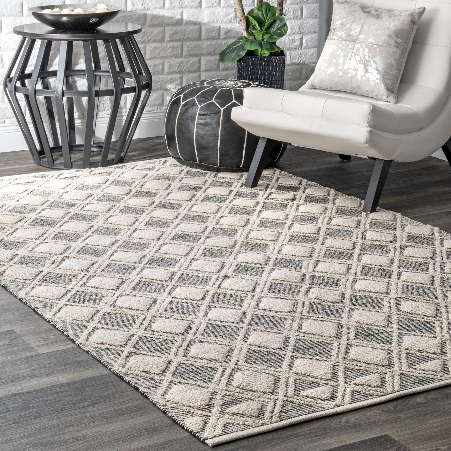 Geometric Porsha Area Rug - Image 0
