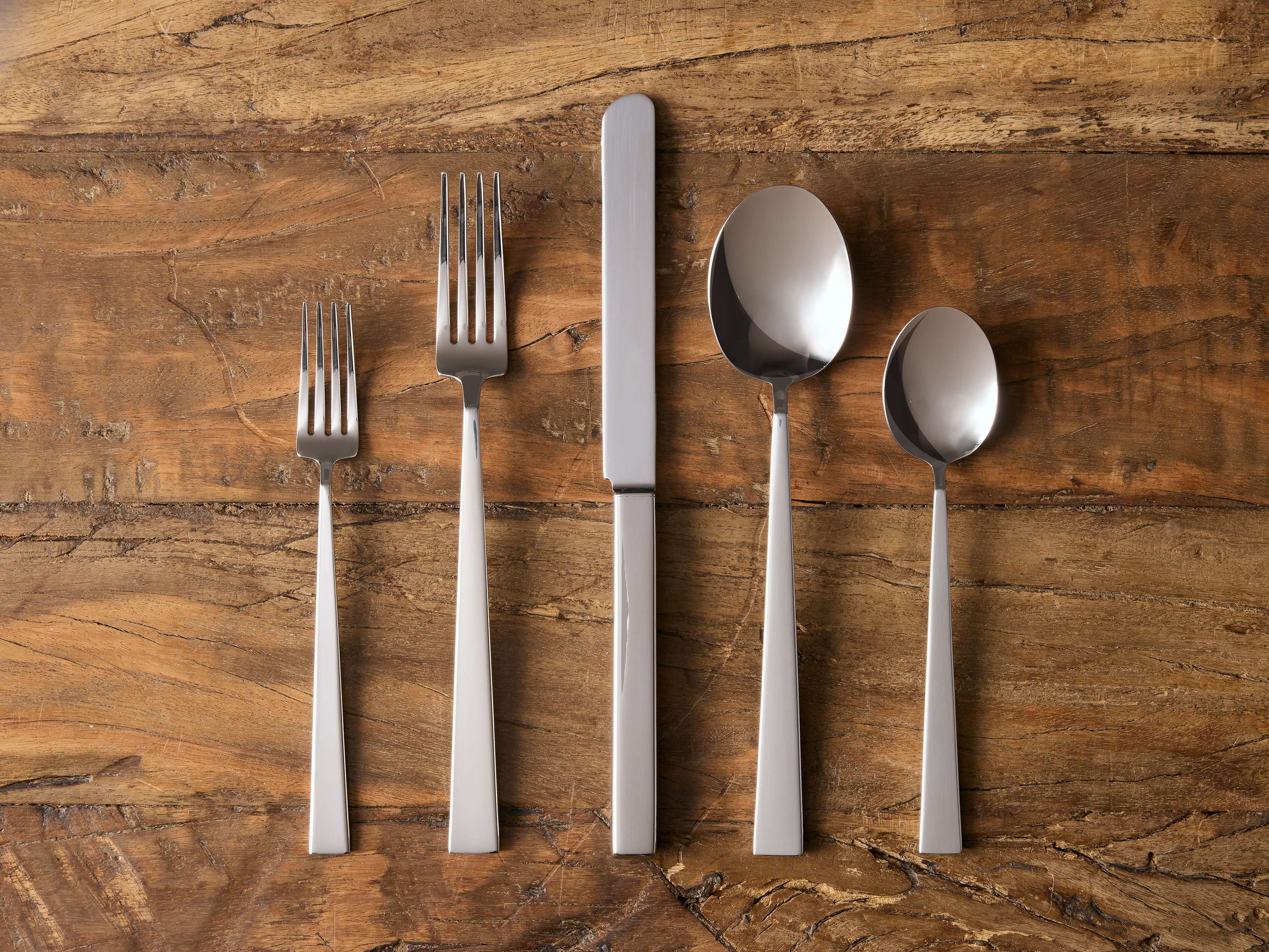 Maddox Five Piece Place Setting in Stainless Steel Silver - Image 0
