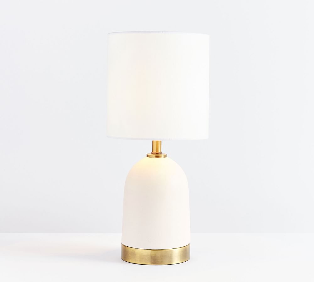 Carolina USB Ceramic Table Lamp, White, 17" - Image 0