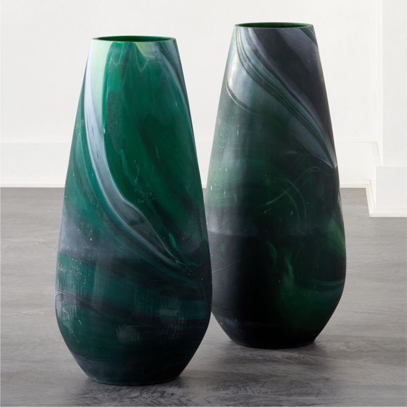 Trevino Large Green Vase - Image 2