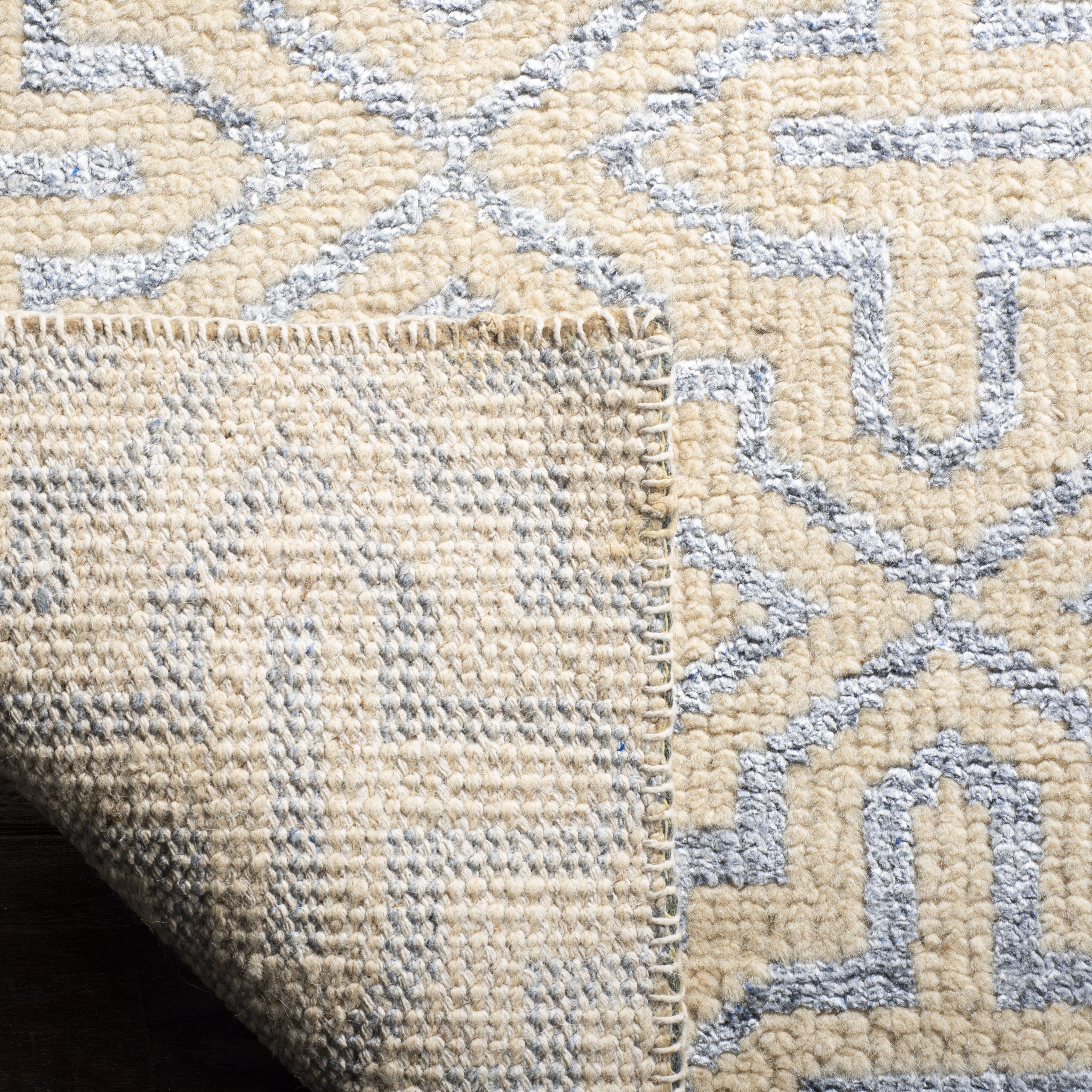 Arlo Home Hand Knotted Area Rug, STW215A, Silver,  4' X 6' - Image 3