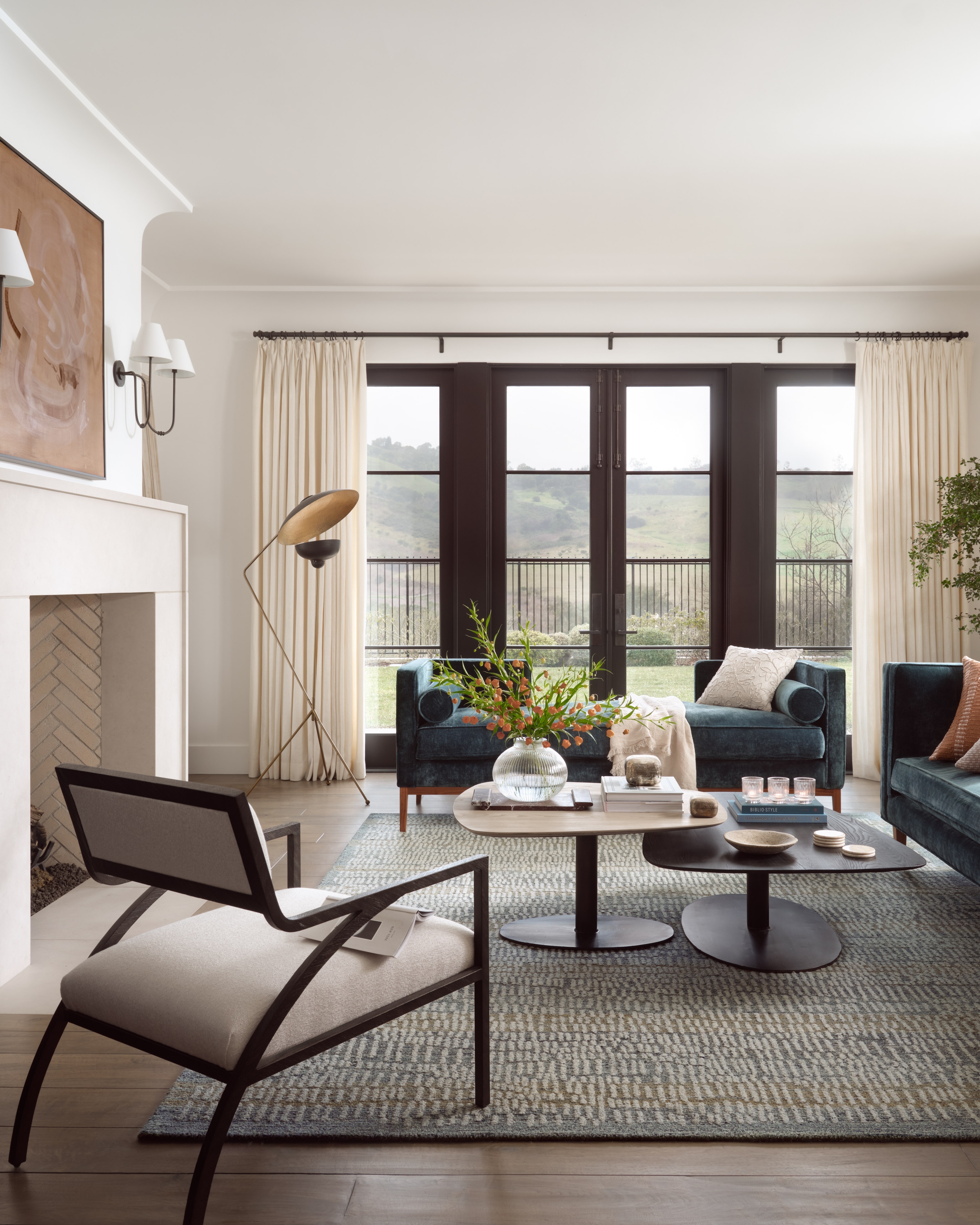 Loloi Elias Ocean / Oatmeal 2'-6" x 9'-9" - Image 1