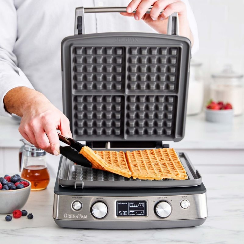 GreenPan™ Elite 4-Square Waffle Maker in Graphite - Image 3