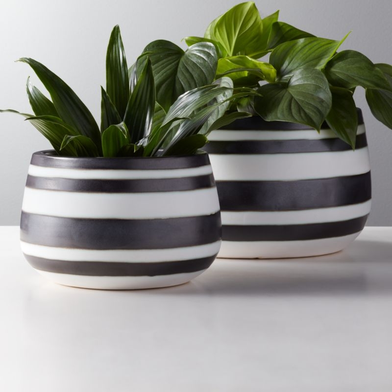 Maxie Small Graphic Striped Planter - Image 1