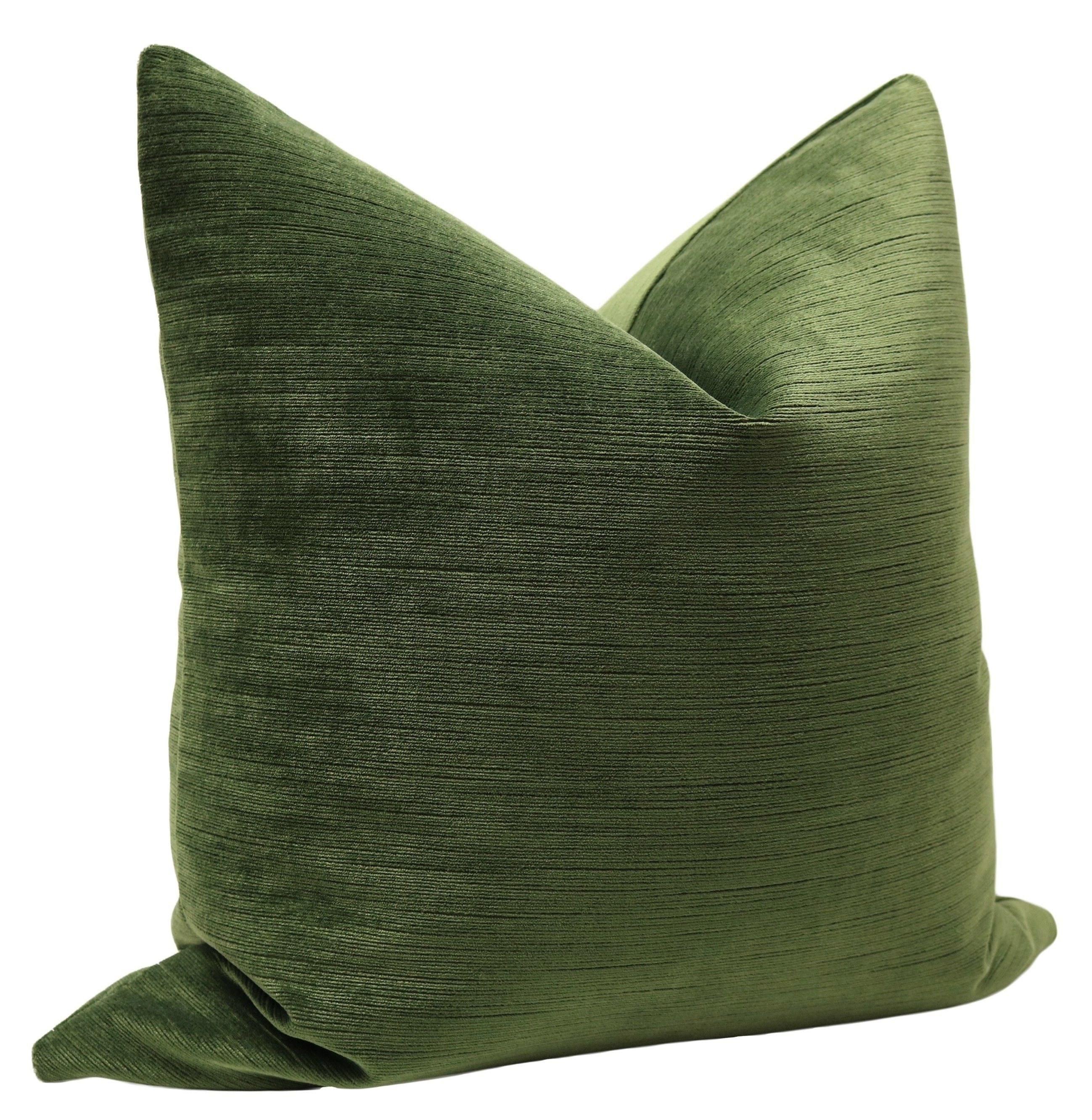 STRIE VELVET // OLIVE - 14" X 36" - Image 1