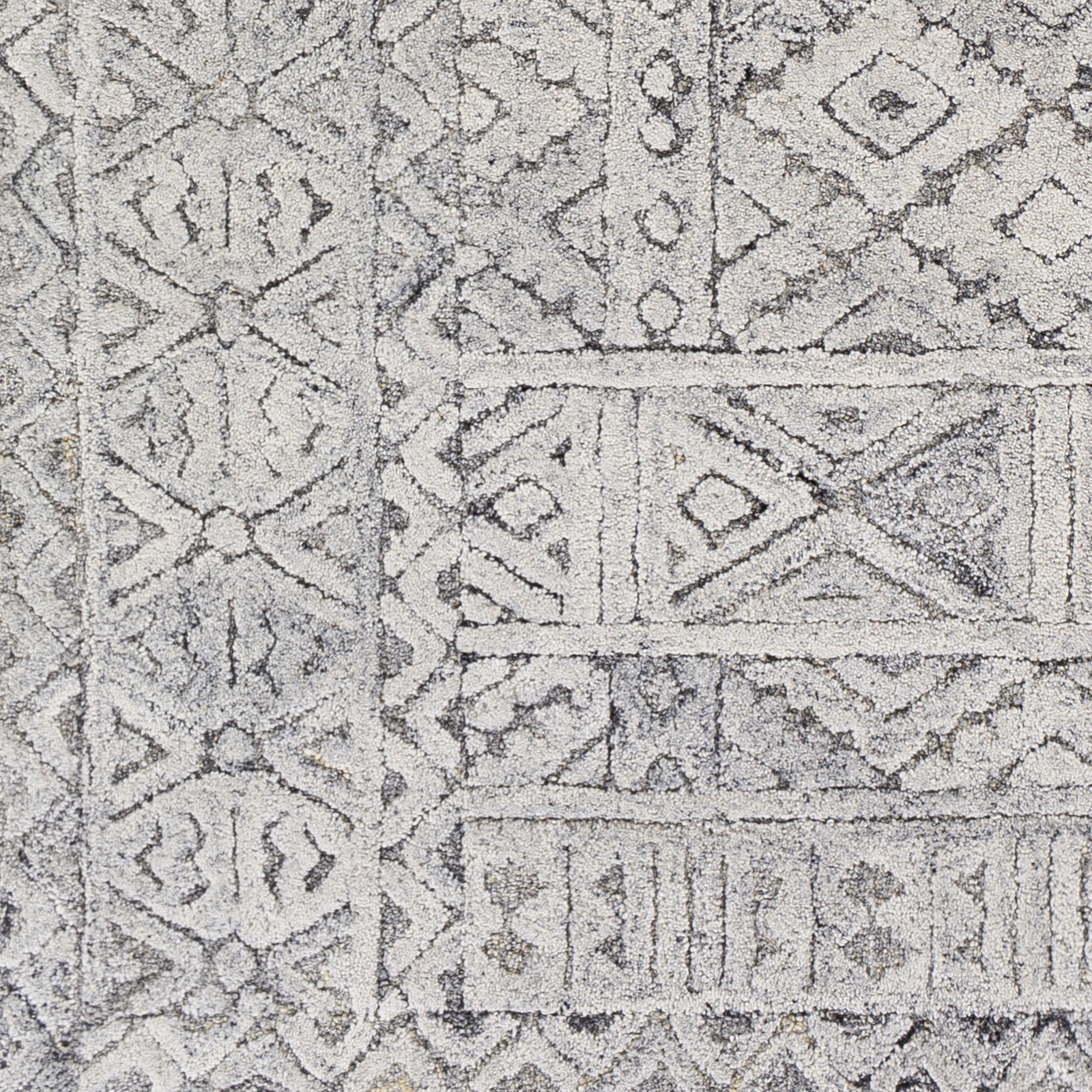 Montclair Gray Indoor 2' x 3' Handmade Rug - Image 2